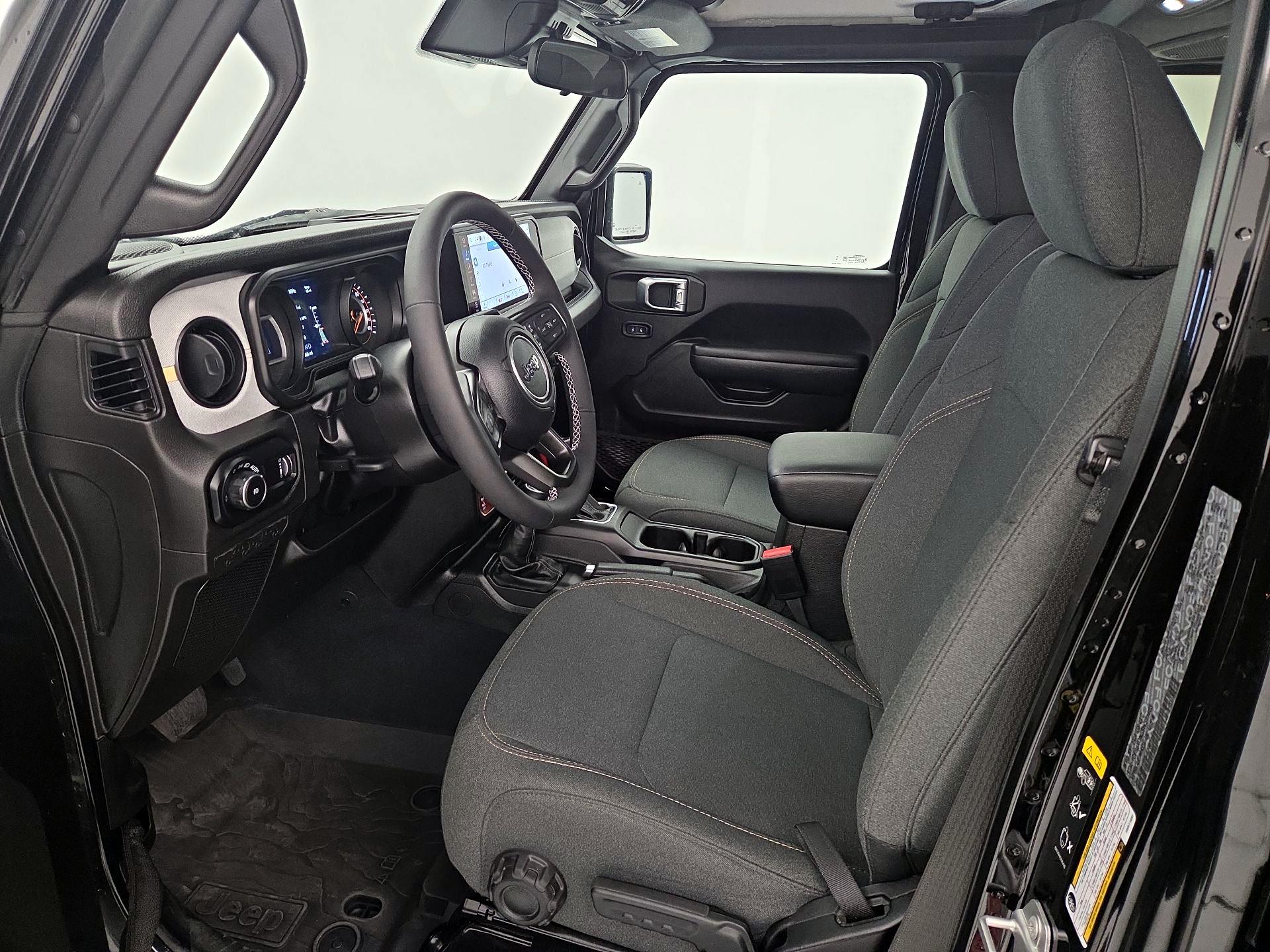 Thumbnail: 2025 Jeep Wrangler - 11