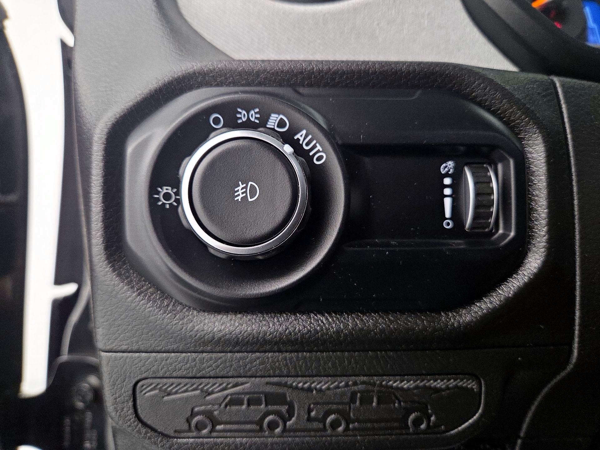 Thumbnail: 2025 Jeep Wrangler - 13