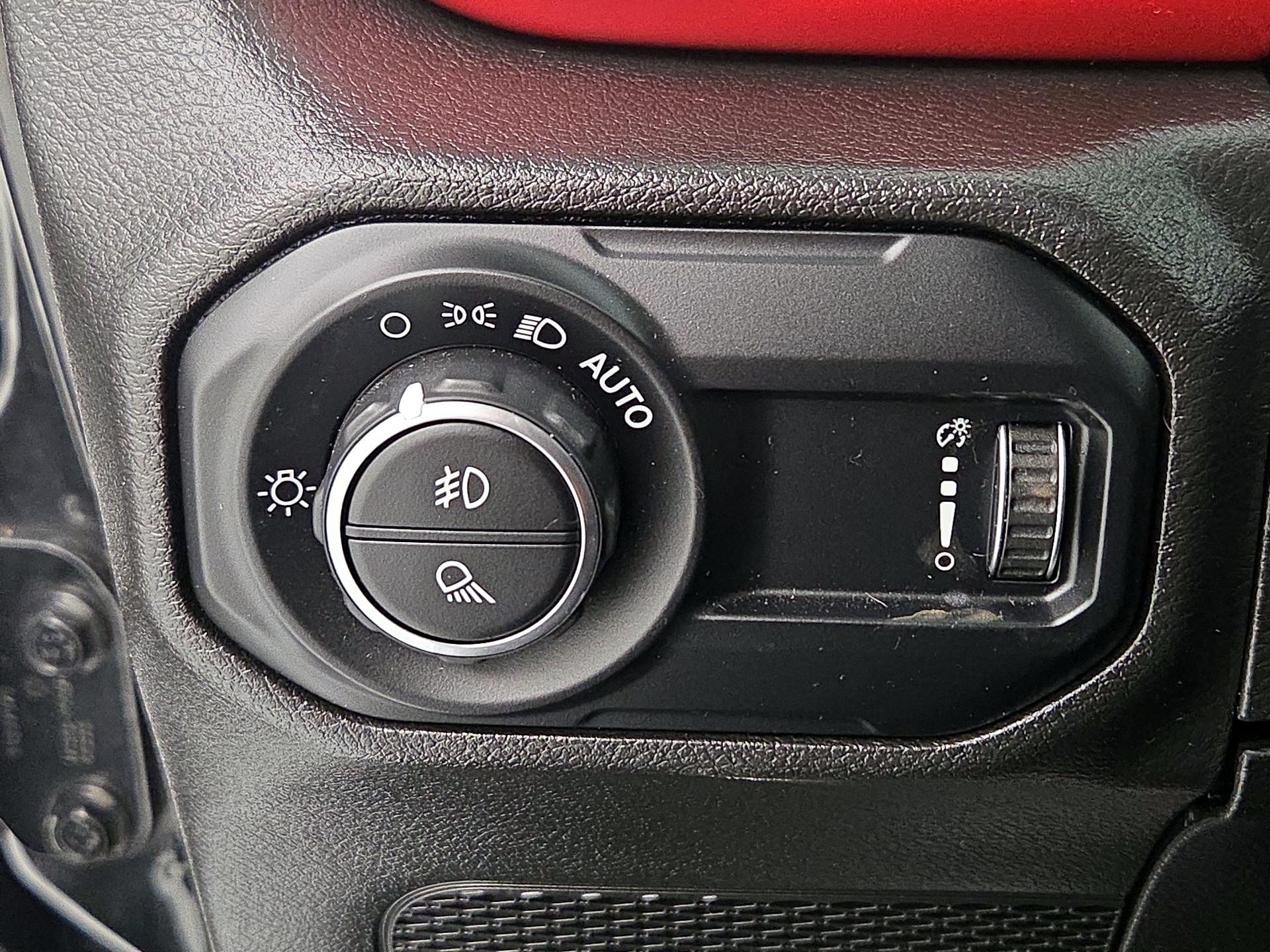 Thumbnail: 2023 Jeep Gladiator - 13