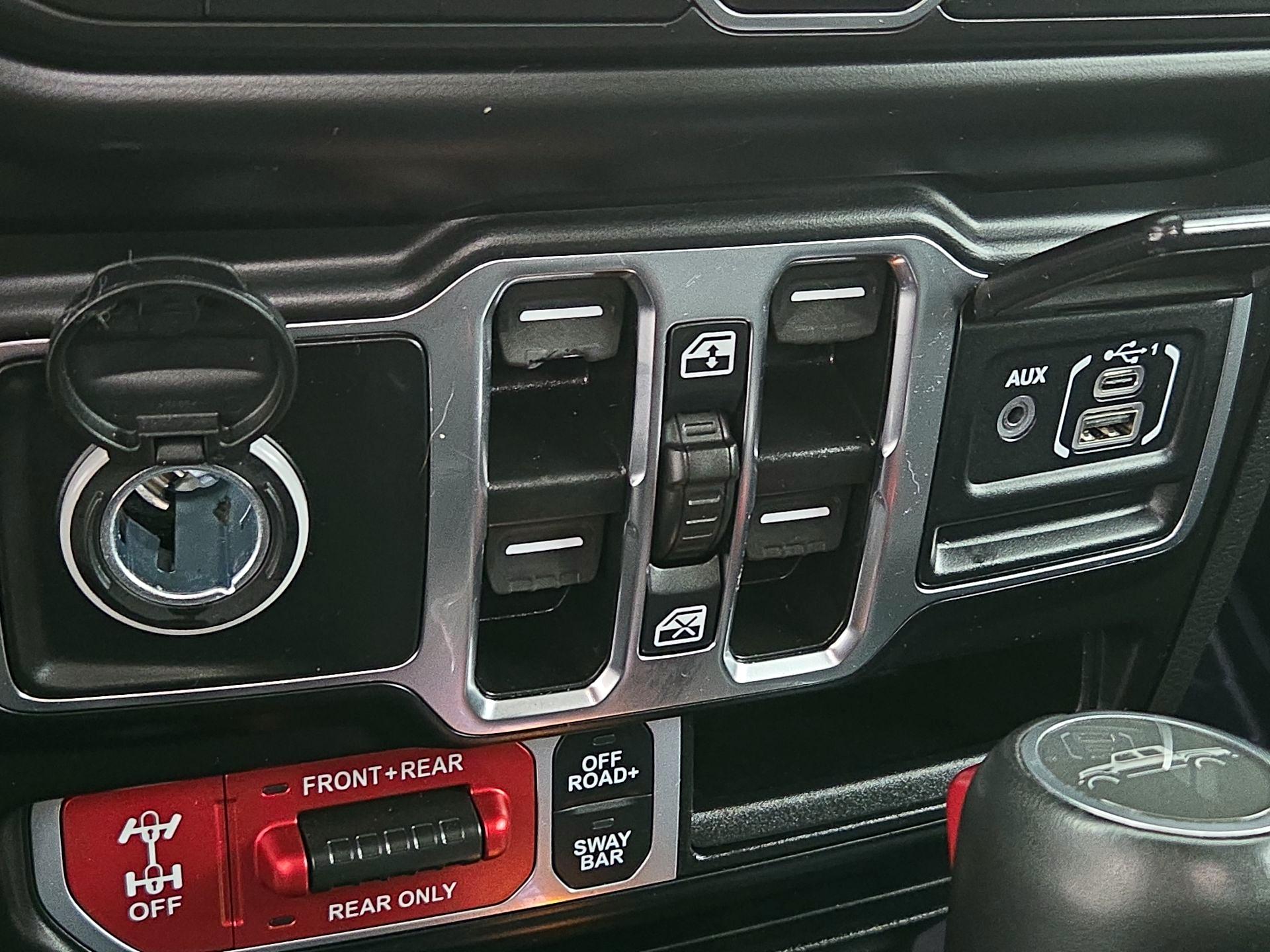 Thumbnail: 2023 Jeep Gladiator - 19
