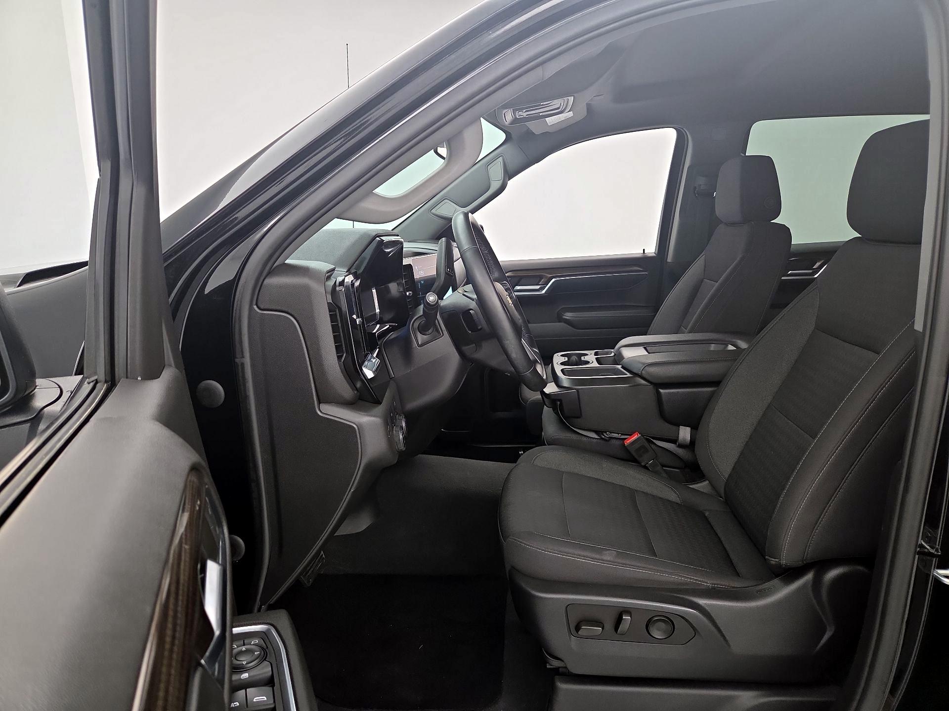 Thumbnail: 2023 Chevrolet Silverado 1500 - 11