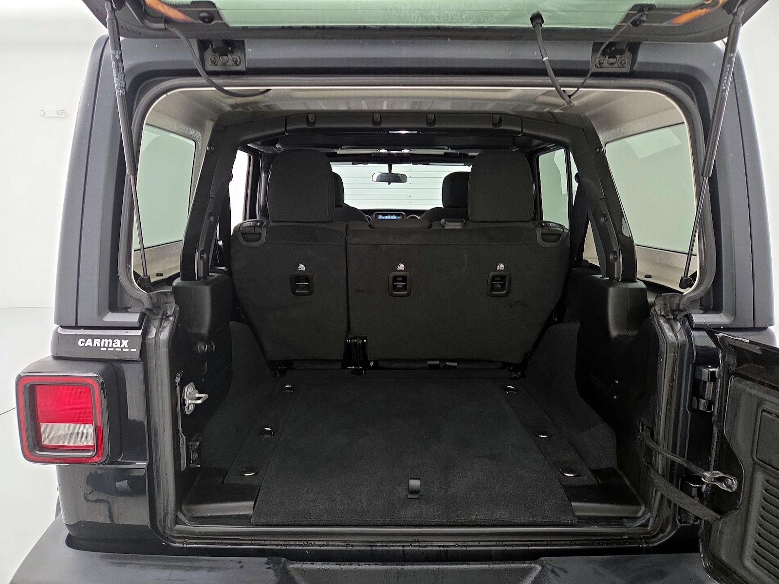 2022 Jeep Wrangler Unlimited Willys Sport - Photo 21