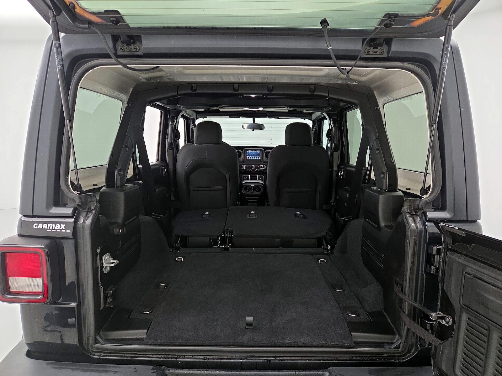 2022 Jeep Wrangler Unlimited Willys Sport - Photo 22