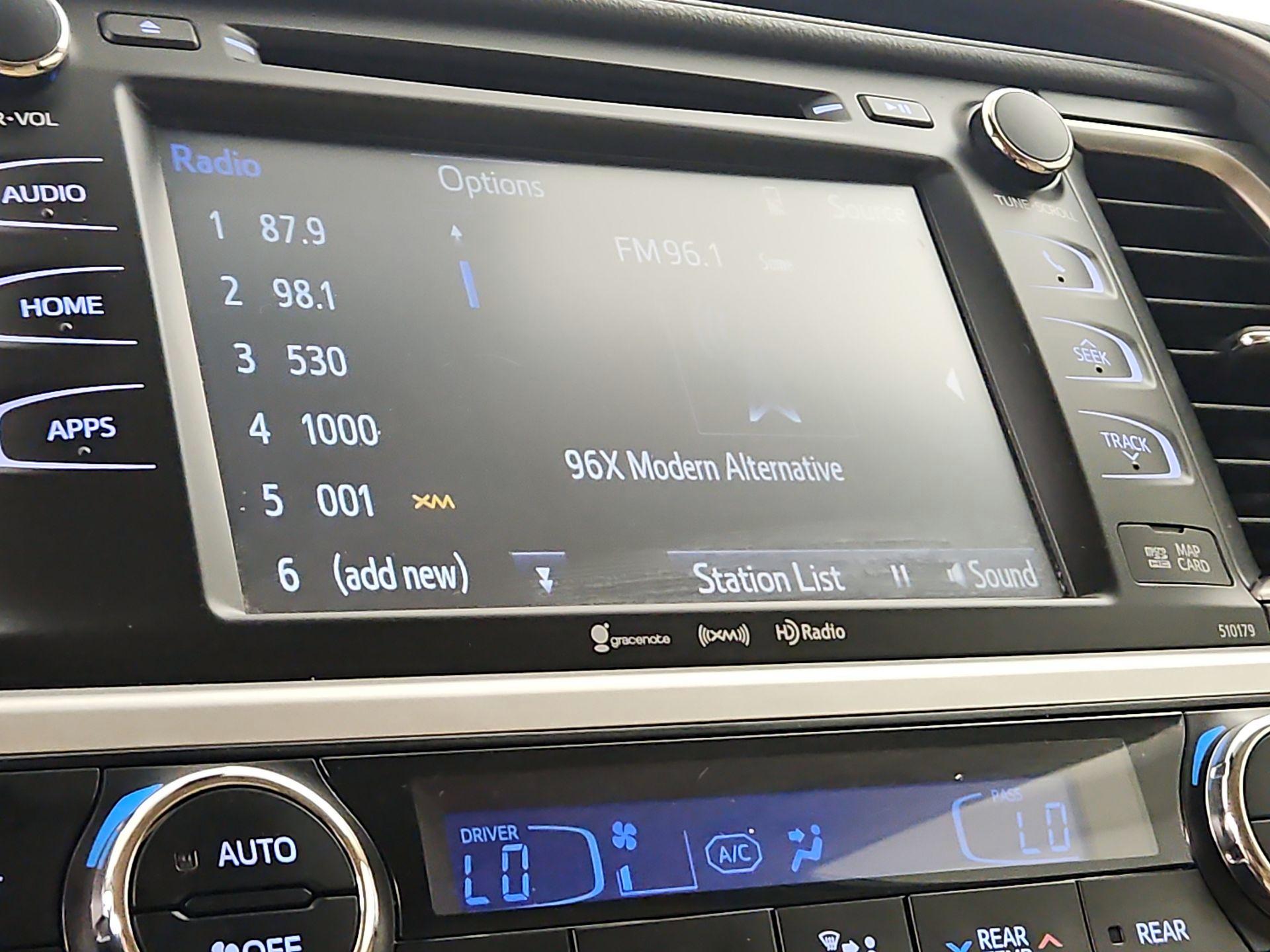 Thumbnail: 2017 Toyota Highlander - 16