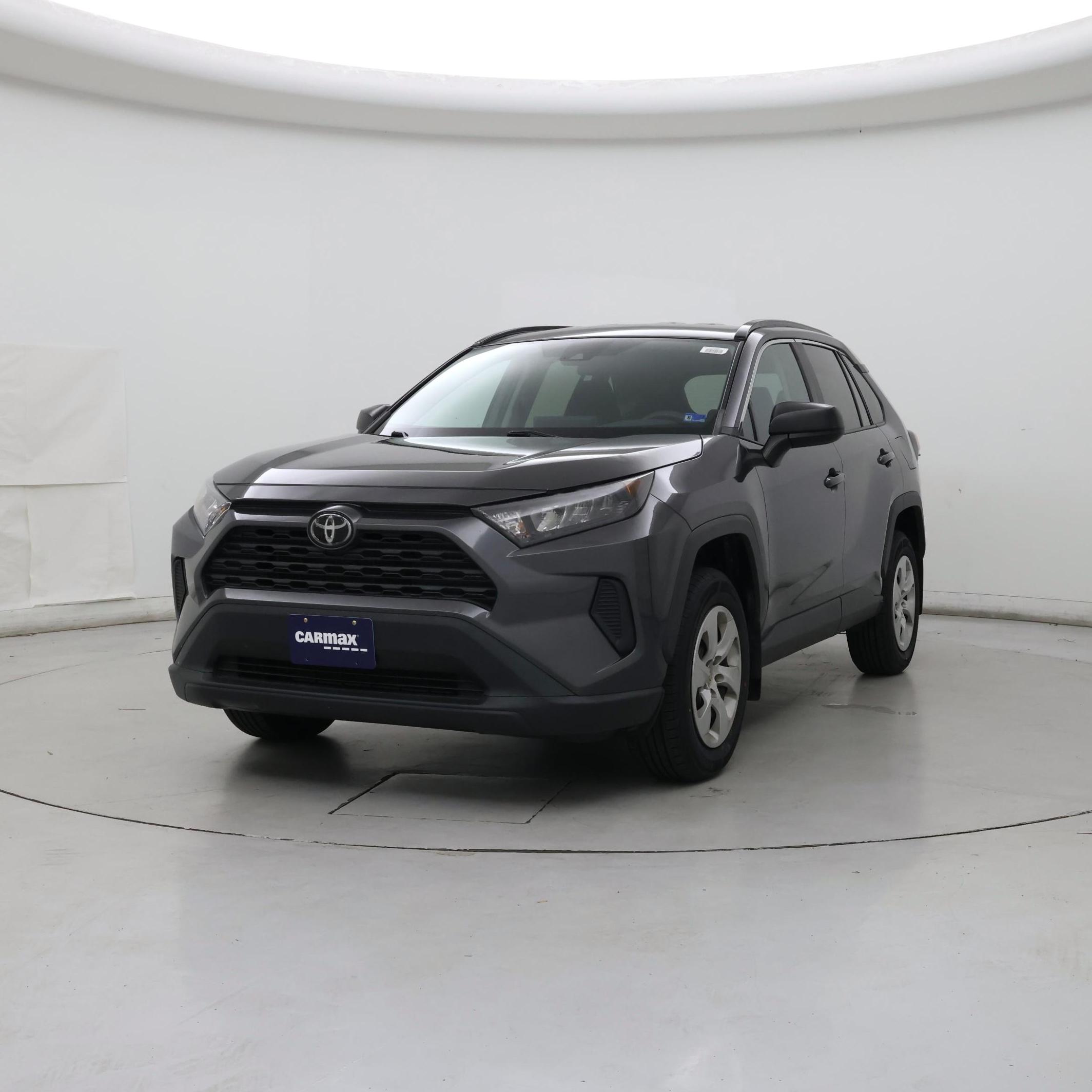 Thumbnail: 2019 Toyota RAV4 - 4