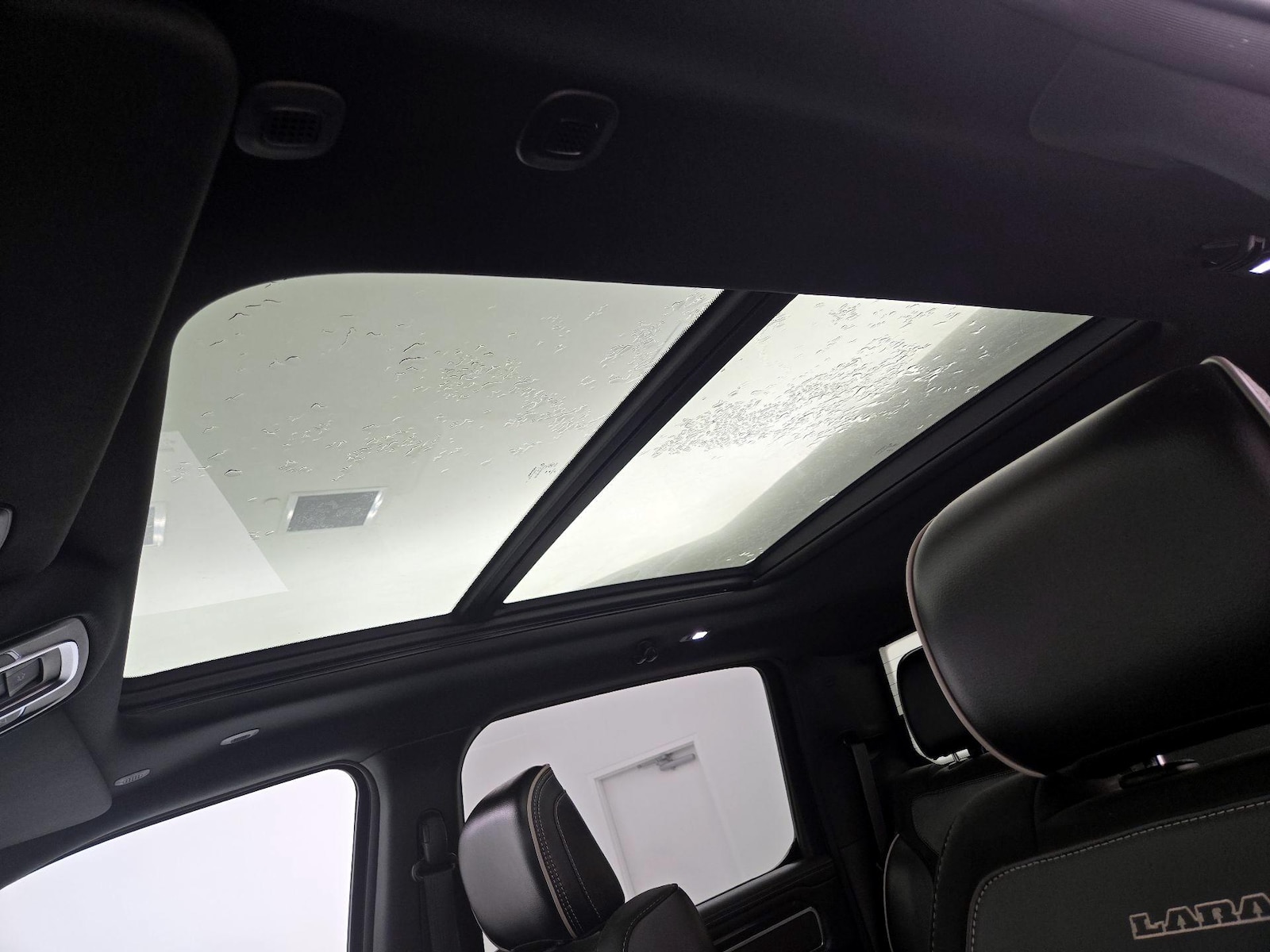 2020 RAM Ram 1500 Pickup Laramie - Photo 21