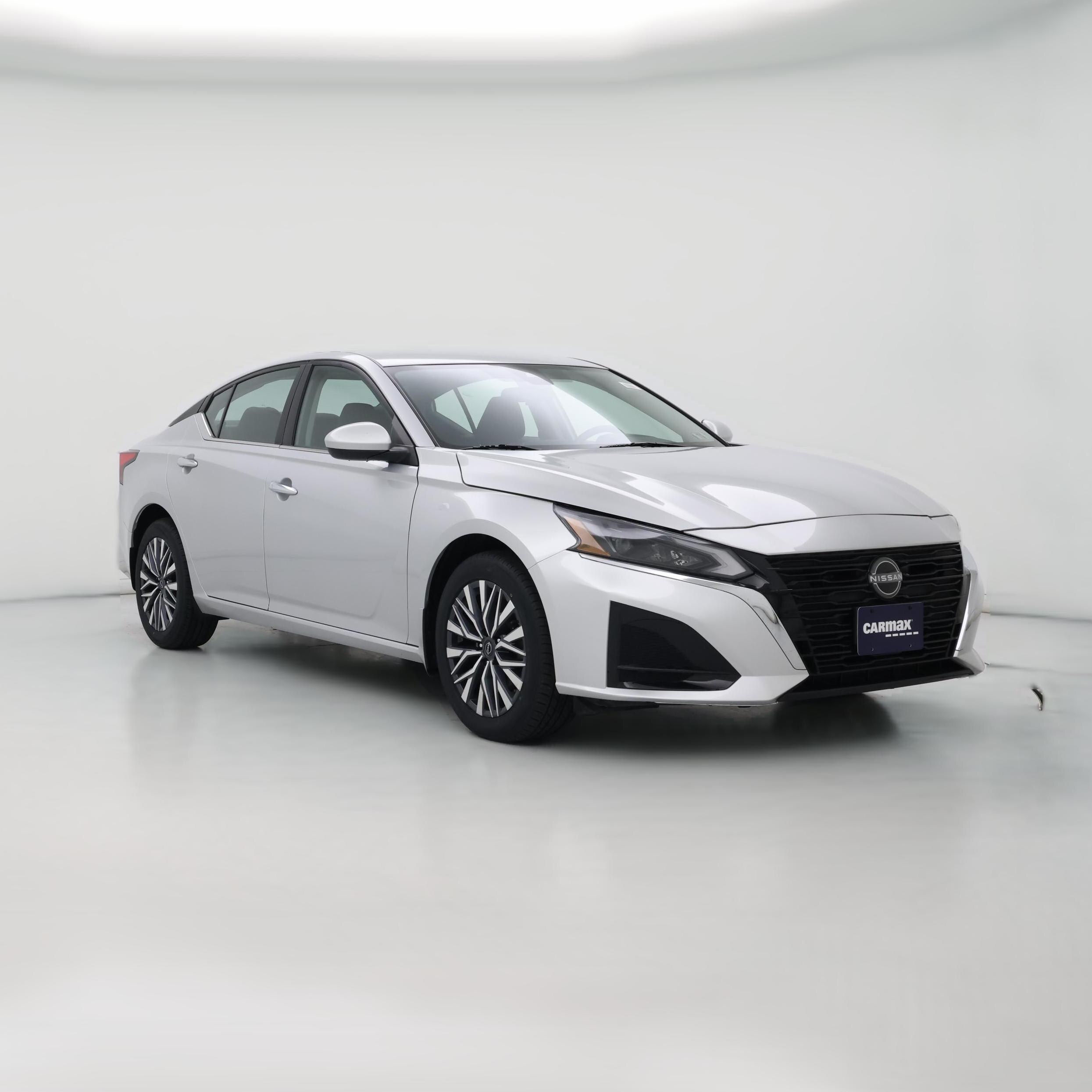Thumbnail: 2023 Nissan Altima - 1