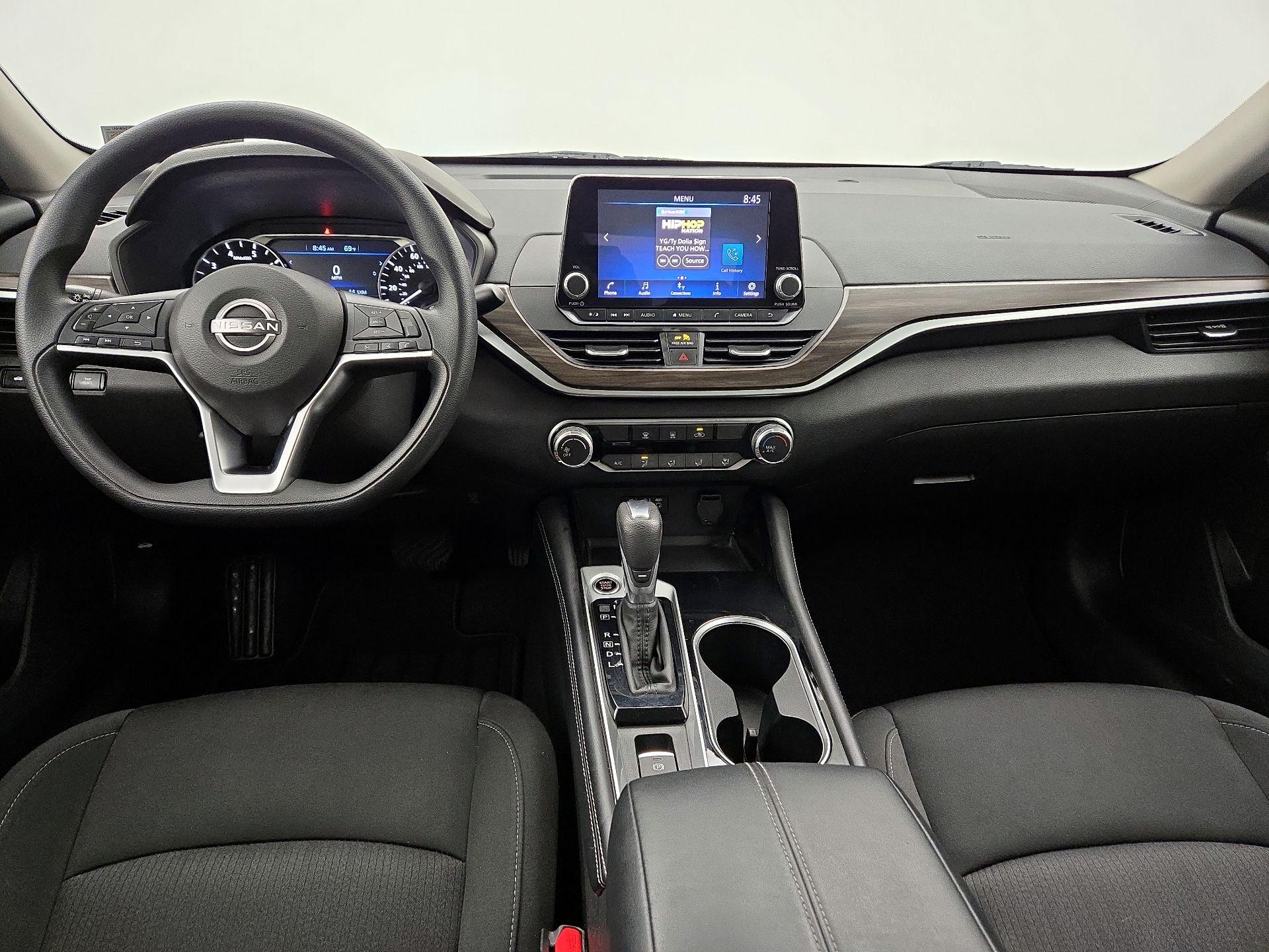 Thumbnail: 2023 Nissan Altima - 9