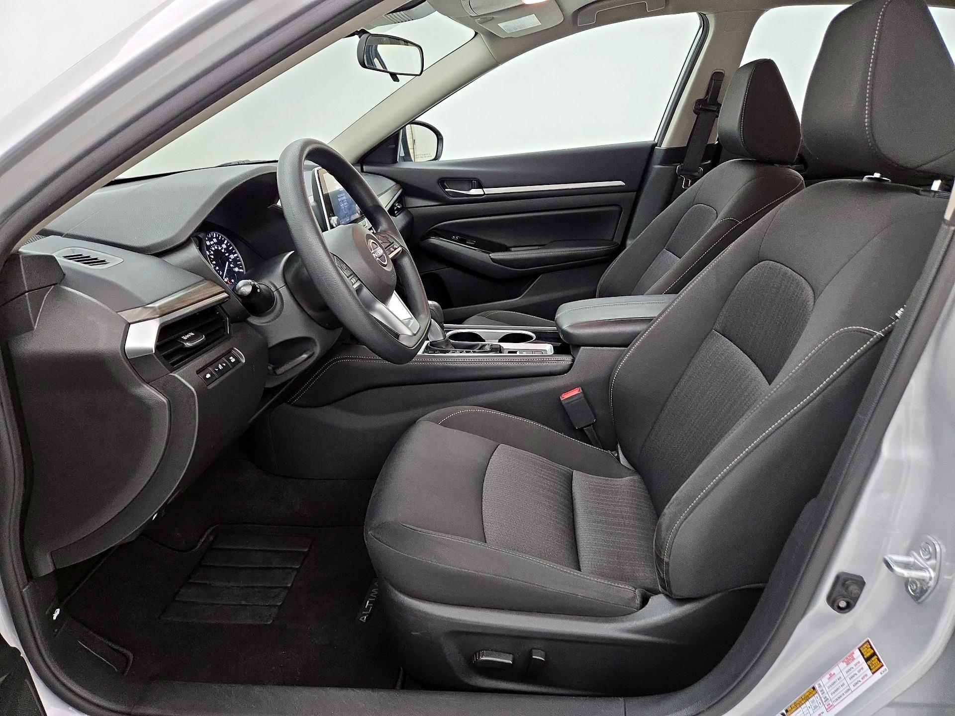 Thumbnail: 2023 Nissan Altima - 11