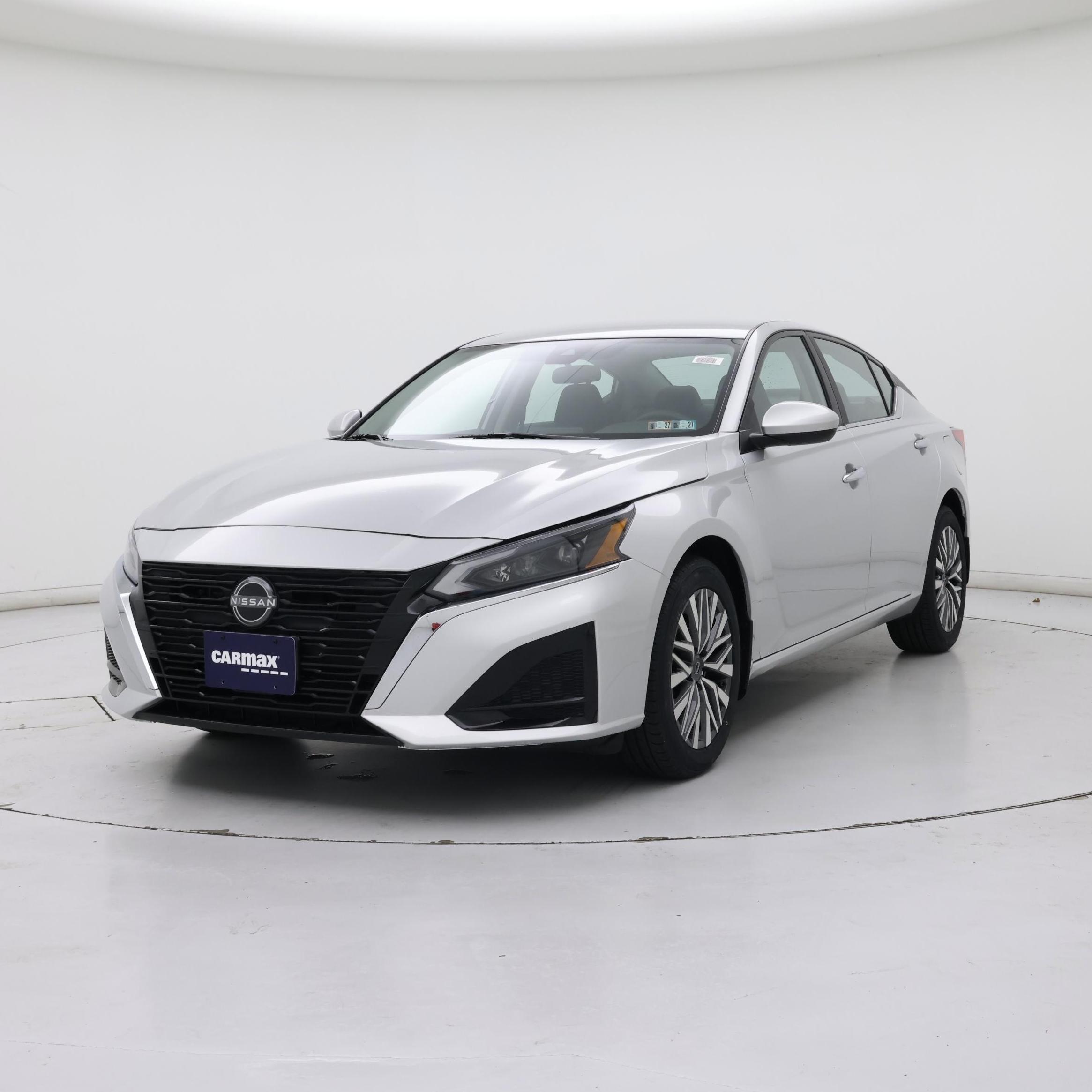 Thumbnail: 2023 Nissan Altima - 4