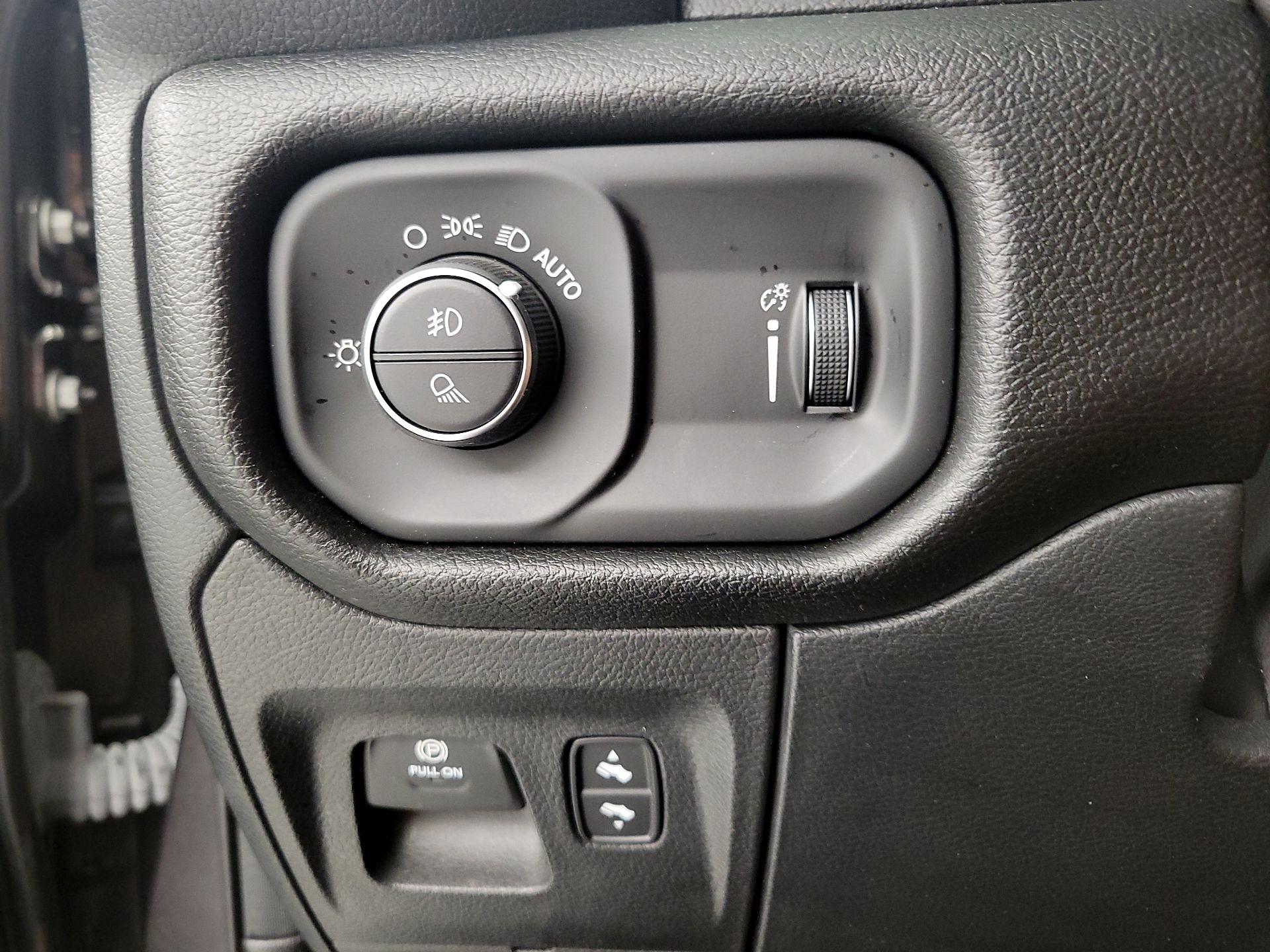Thumbnail: 2023 RAM 1500 - 13