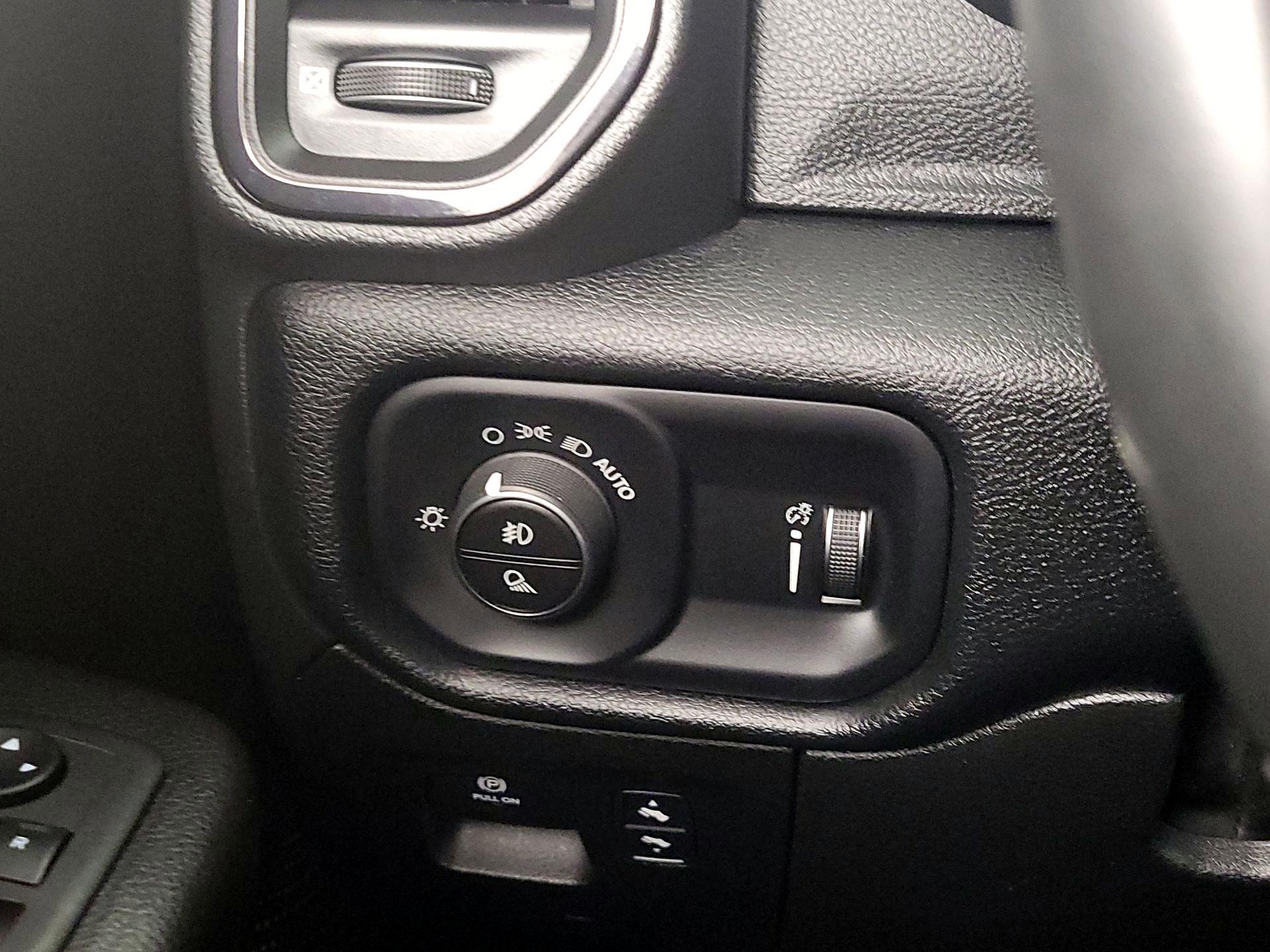 Thumbnail: 2022 RAM 1500 - 13