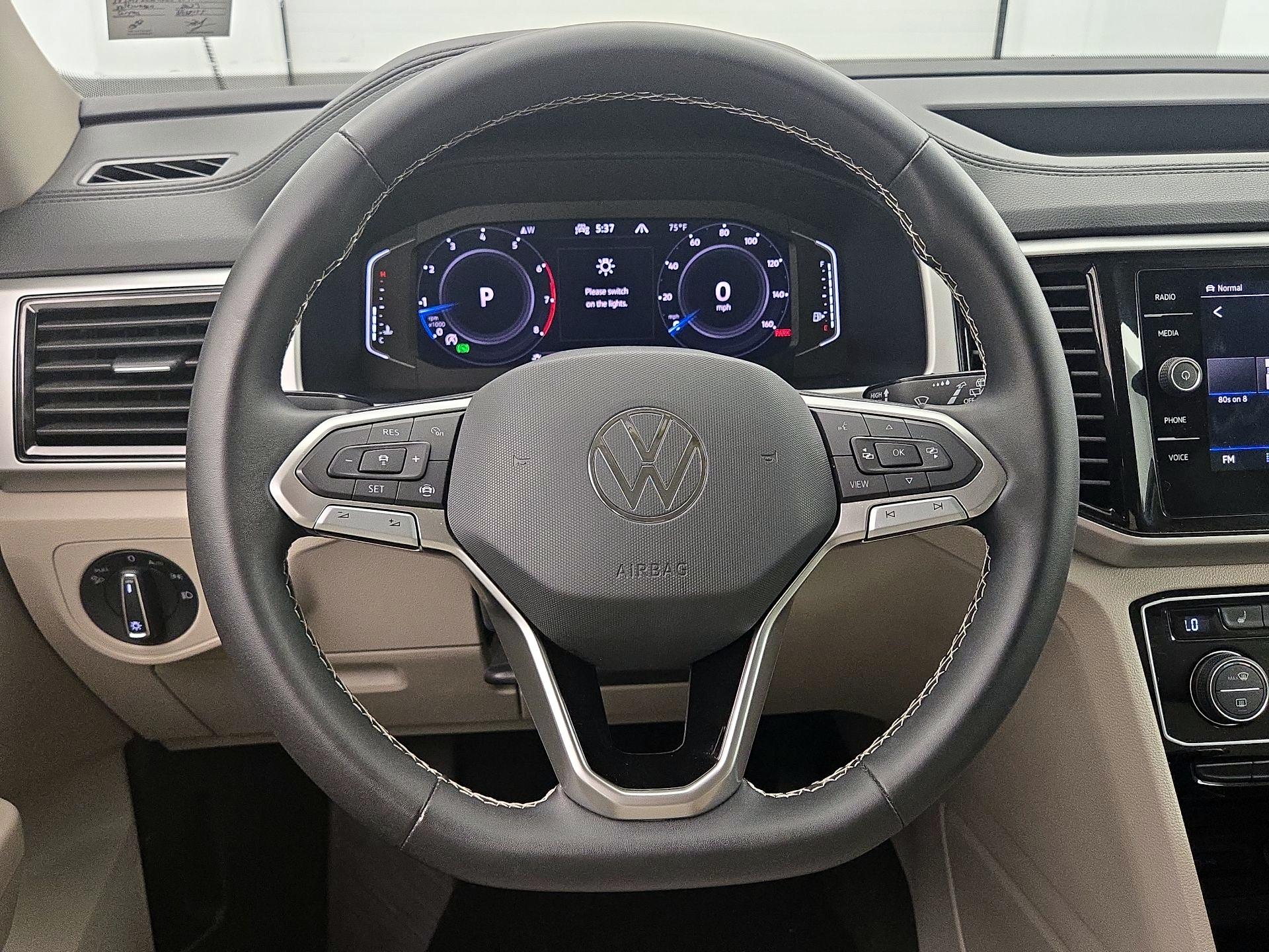 Thumbnail: 2023 Volkswagen Atlas - 10