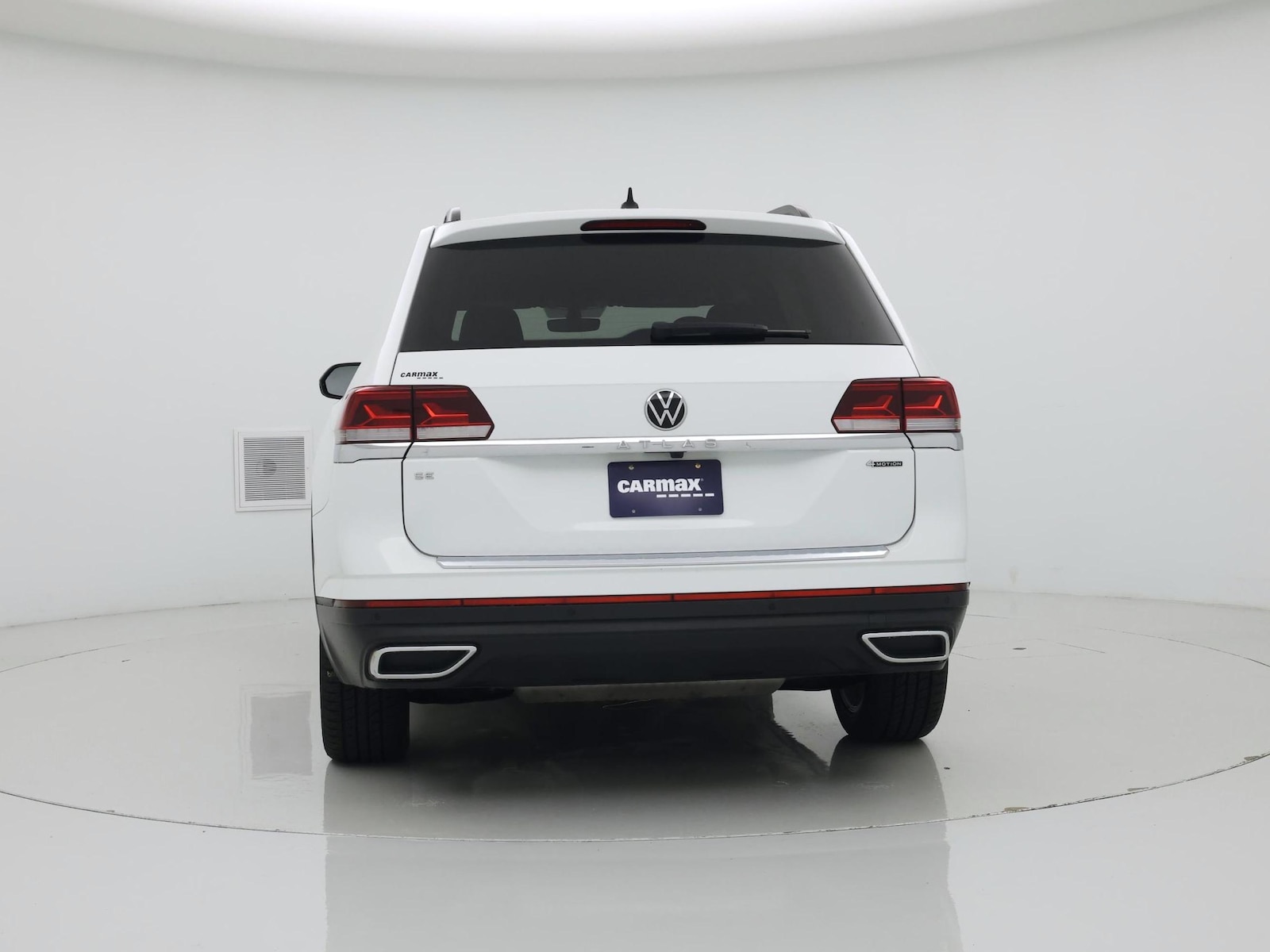 2023 Volkswagen Atlas SE w/Tech - Photo 7