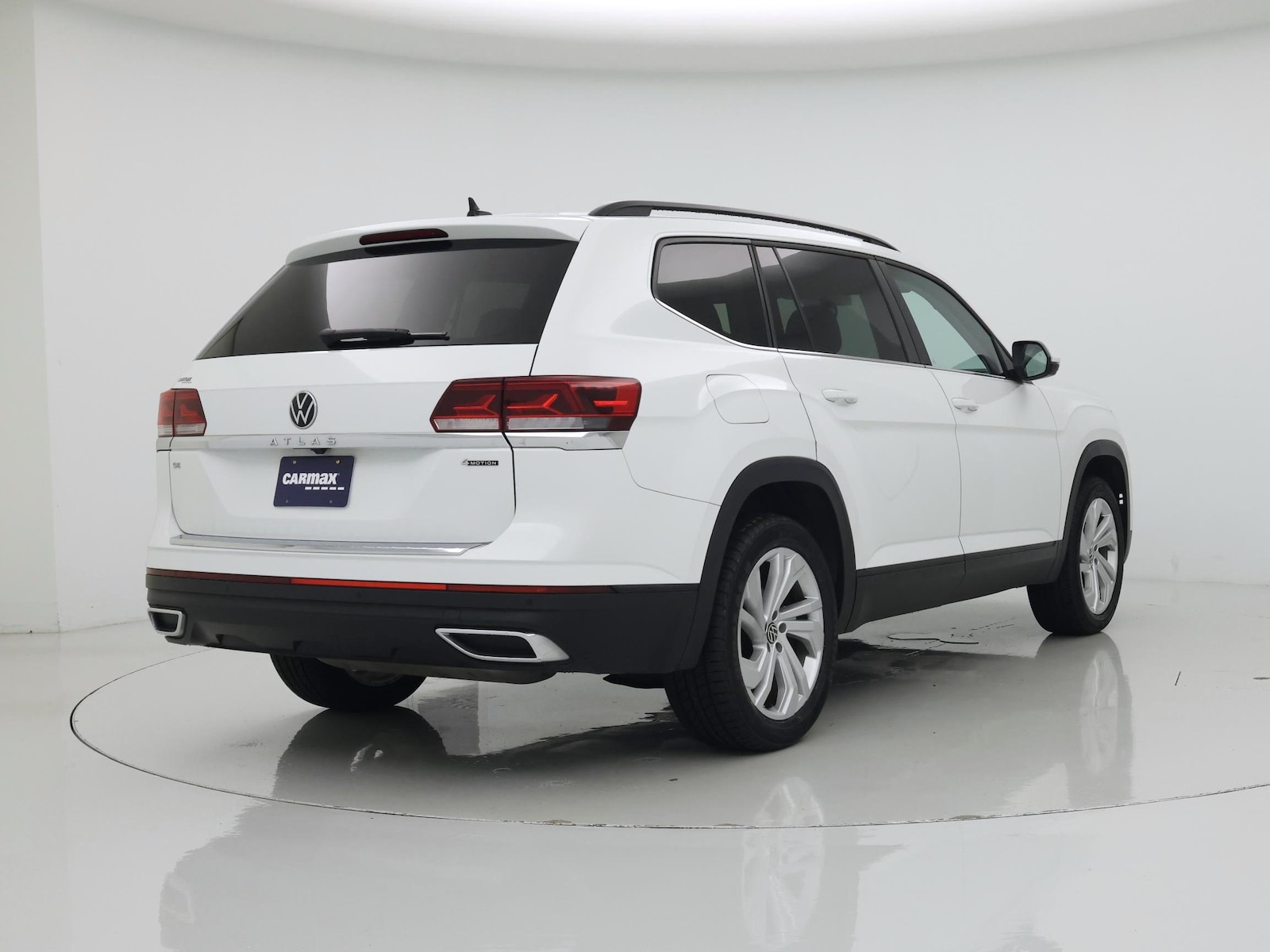 2023 Volkswagen Atlas SE w/Tech - Photo 9