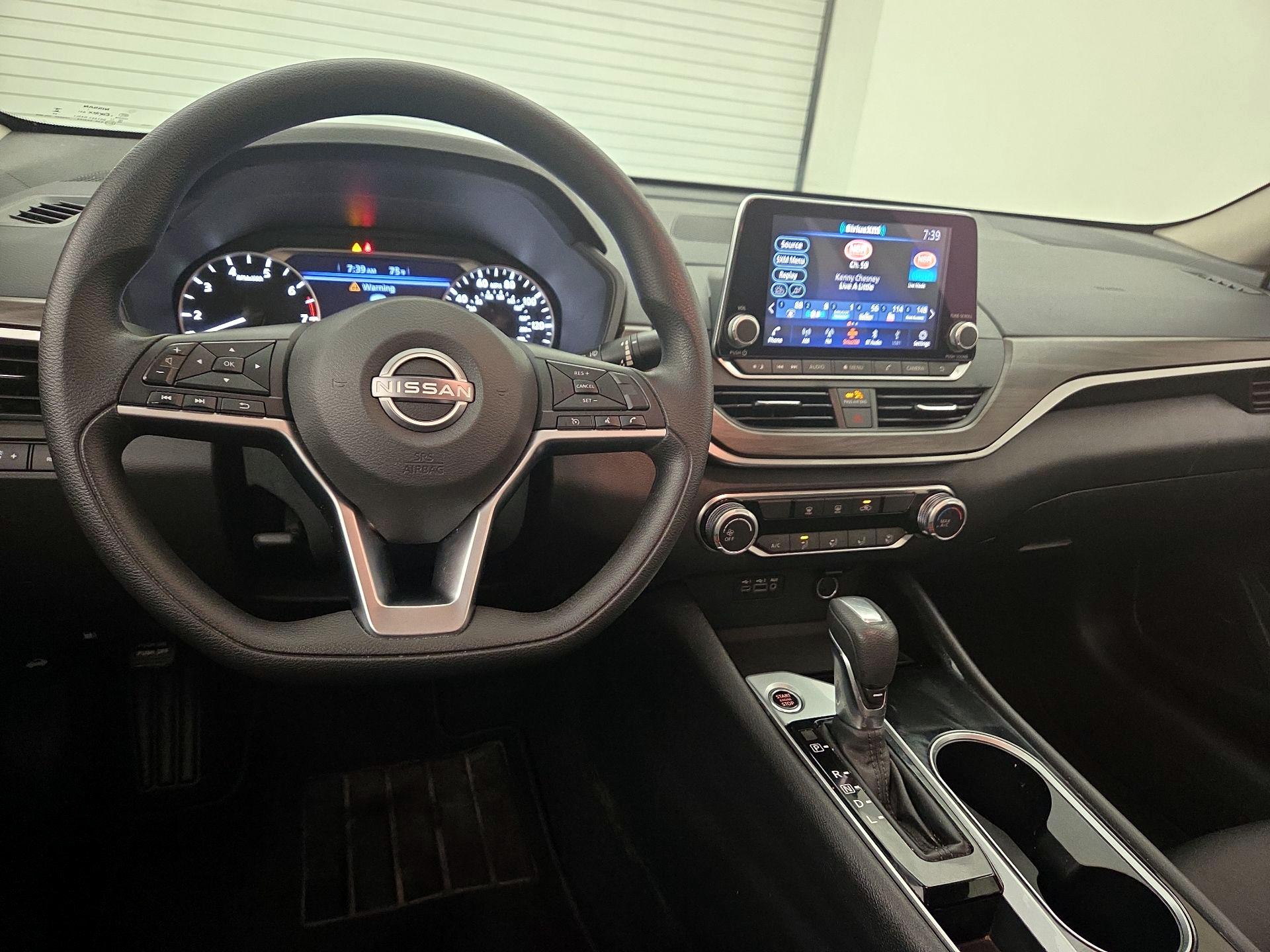 Thumbnail: 2024 Nissan Altima - 10