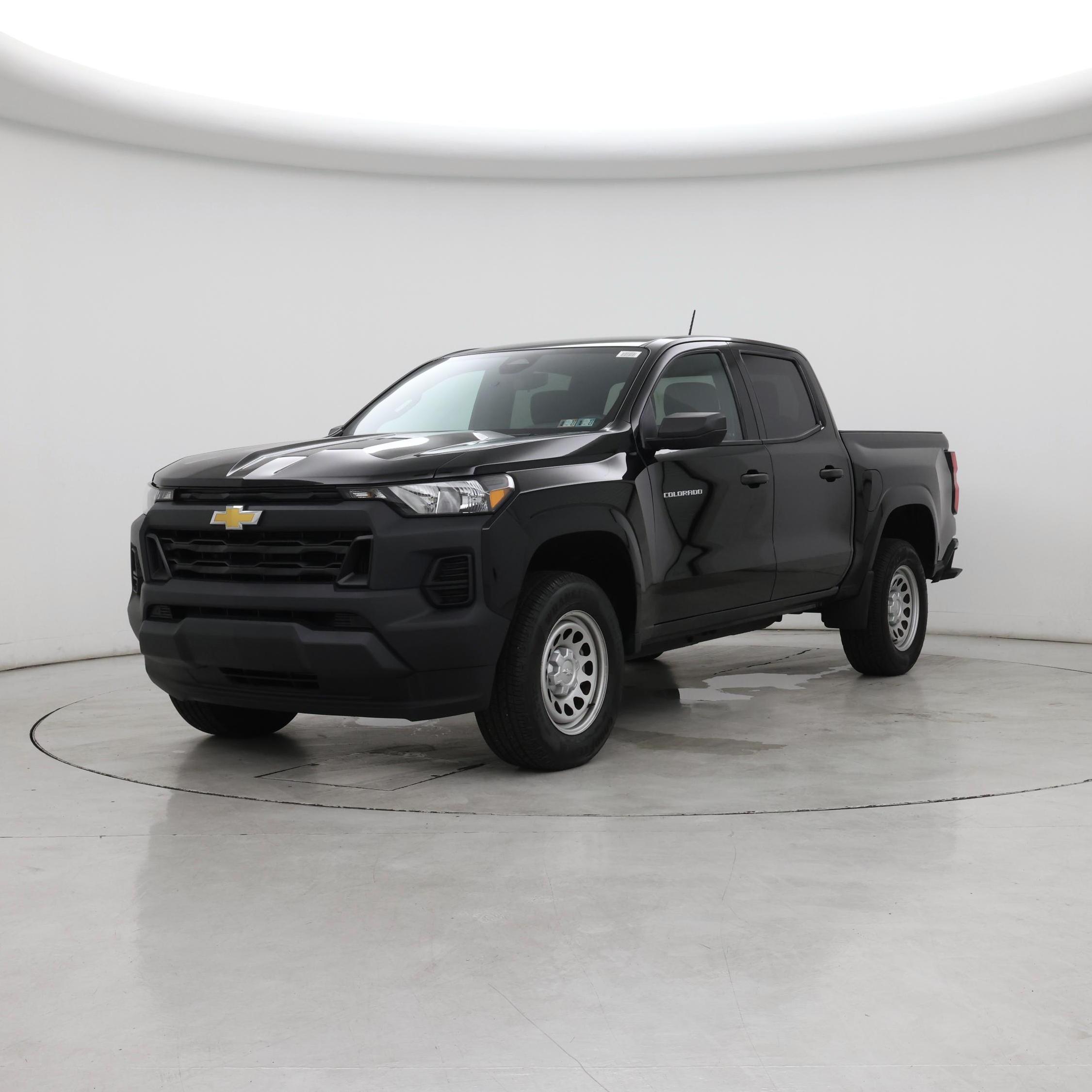 Thumbnail: 2023 Chevrolet Colorado - 4