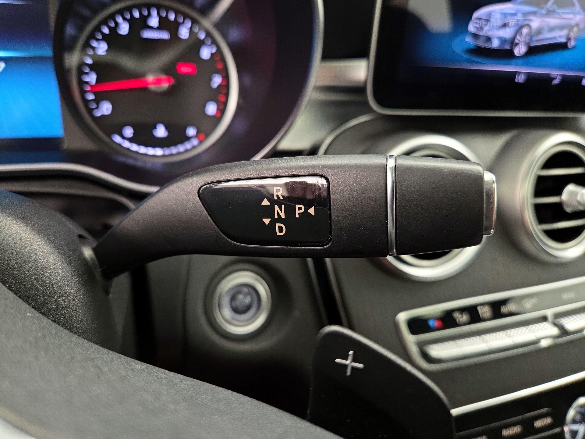 Thumbnail: 2020 Mercedes-Benz C-Class - 15