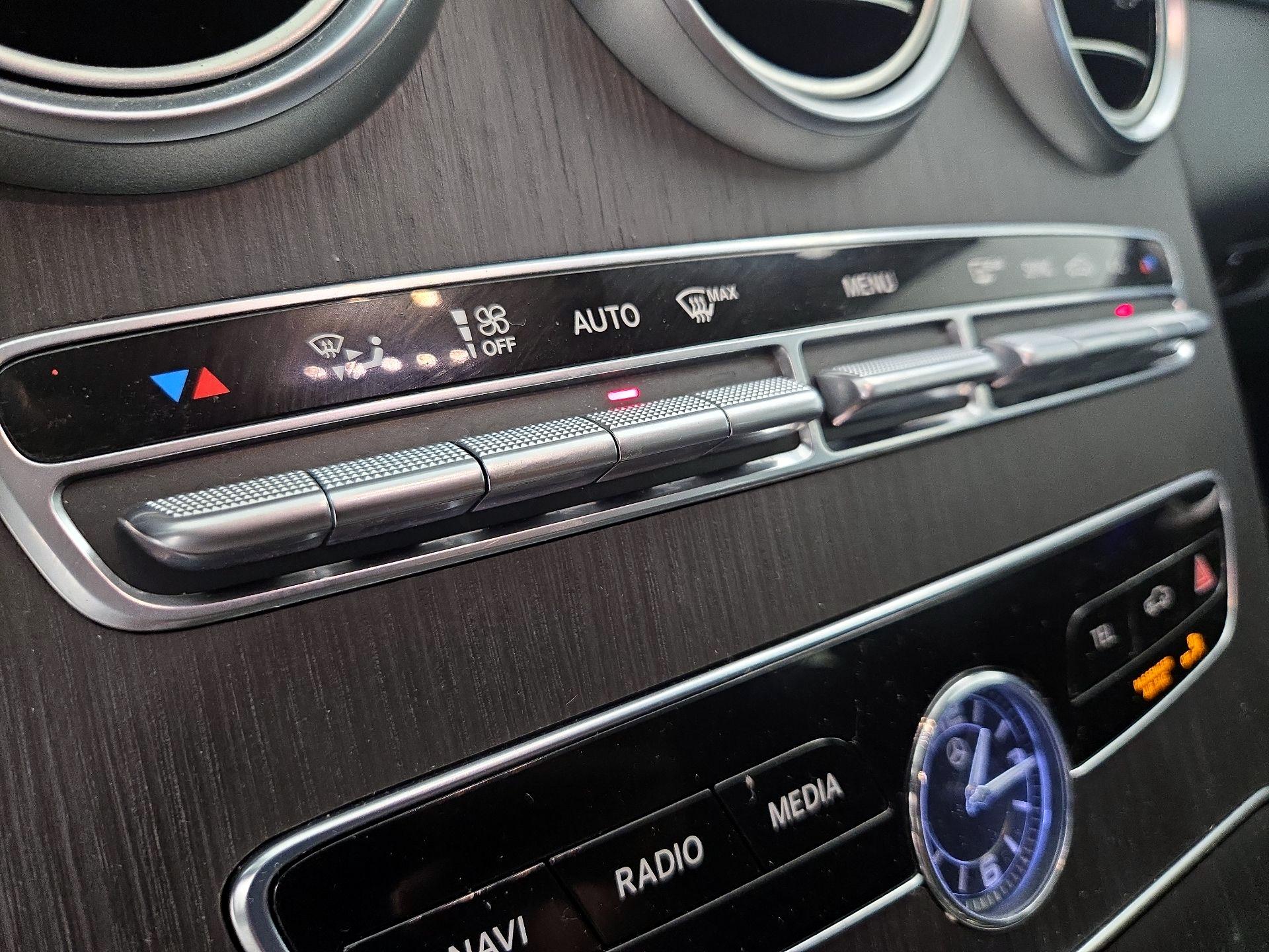Thumbnail: 2021 Mercedes-Benz C-Class - 16