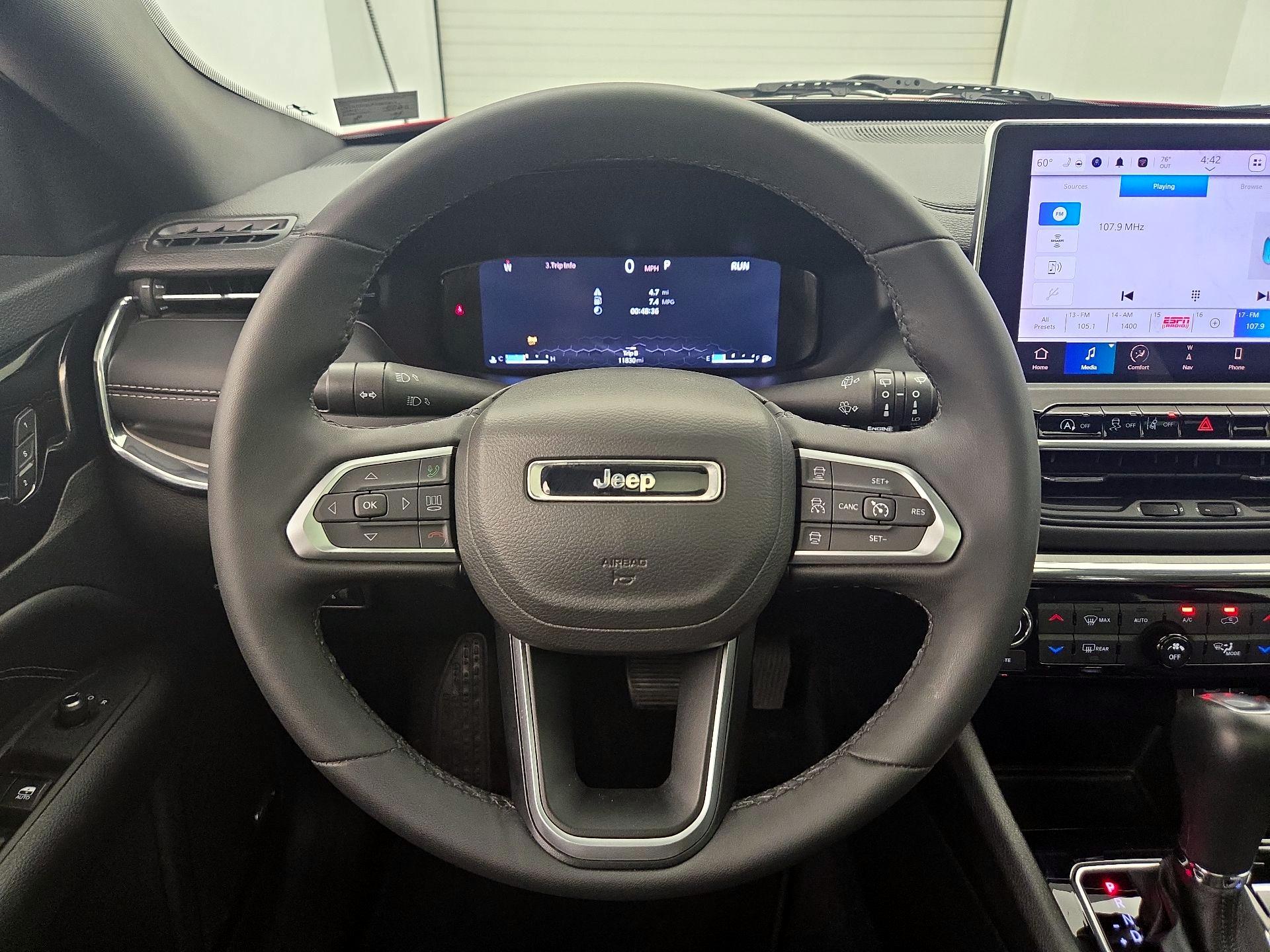 Thumbnail: 2023 Jeep Compass - 10