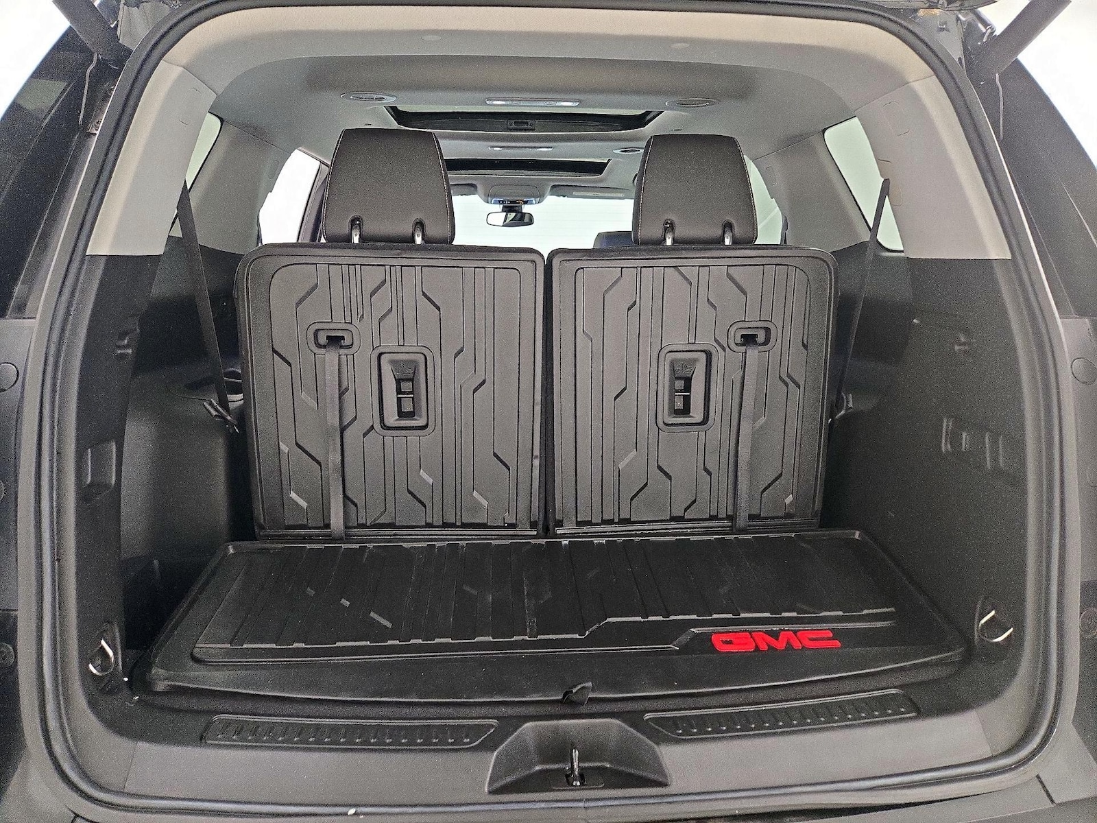 2023 GMC Acadia SLT - Photo 22