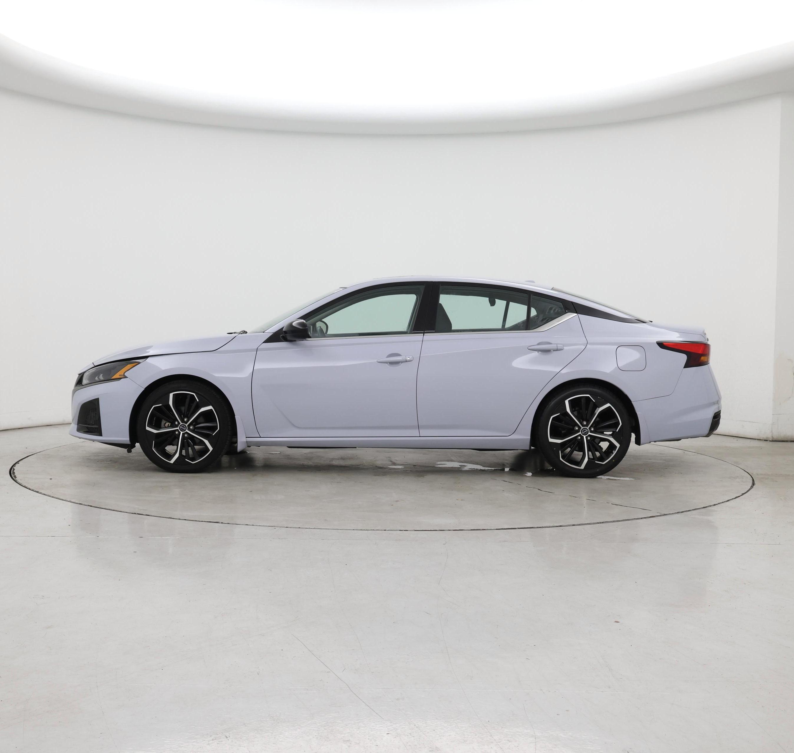 Thumbnail: 2024 Nissan Altima - 3