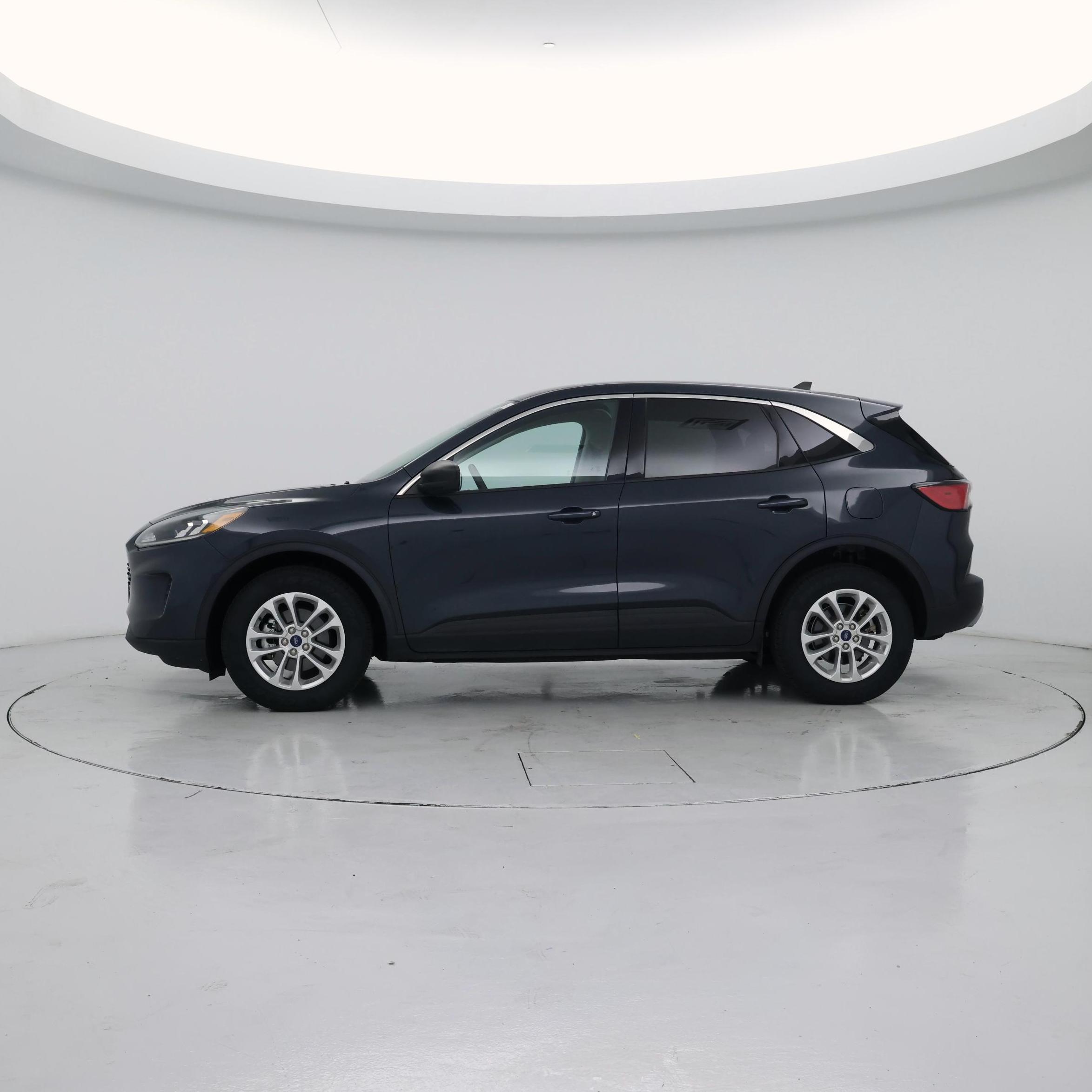 Thumbnail: 2022 Ford Escape - 3