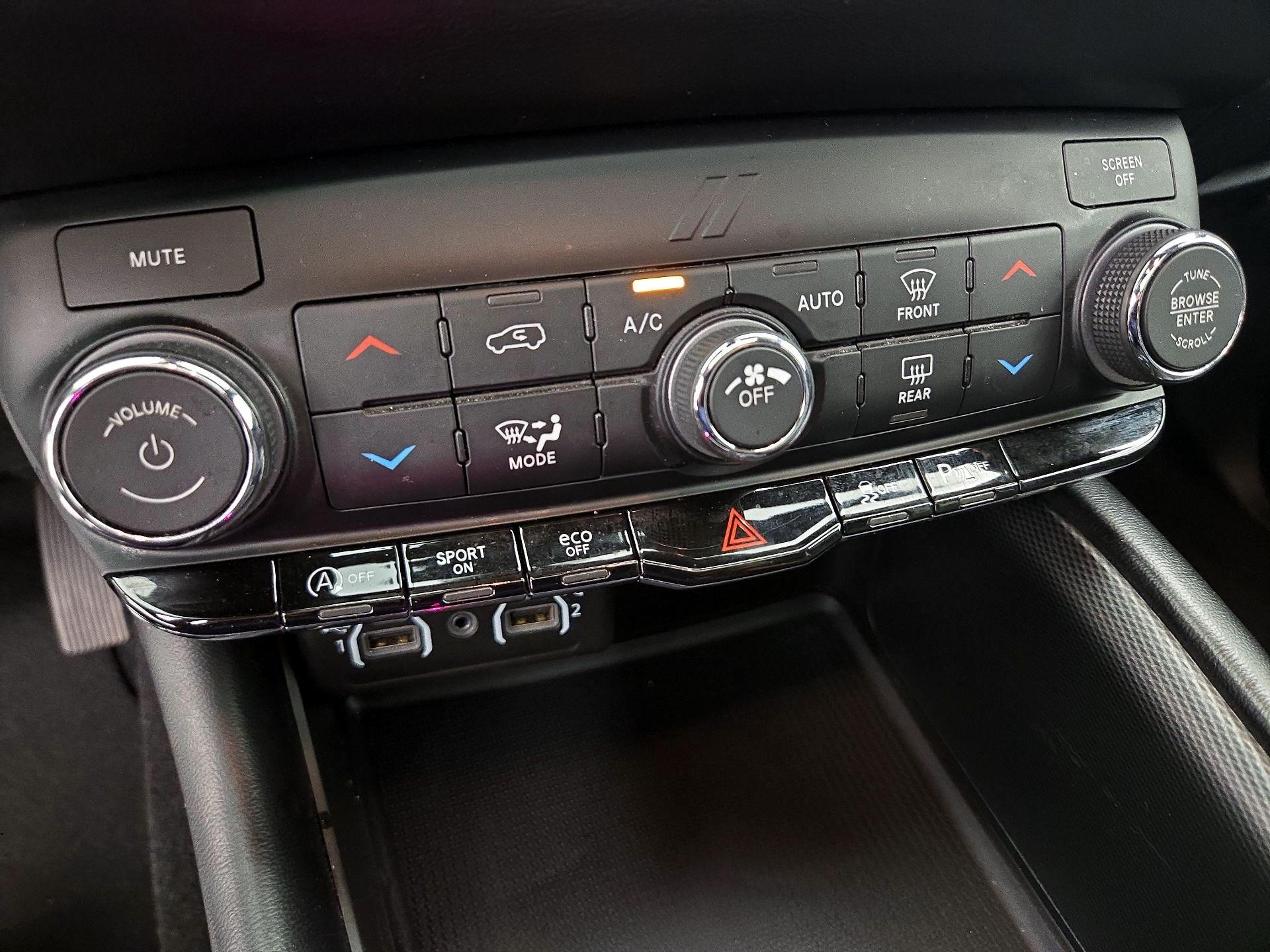 Thumbnail: 2021 Dodge Durango - 17