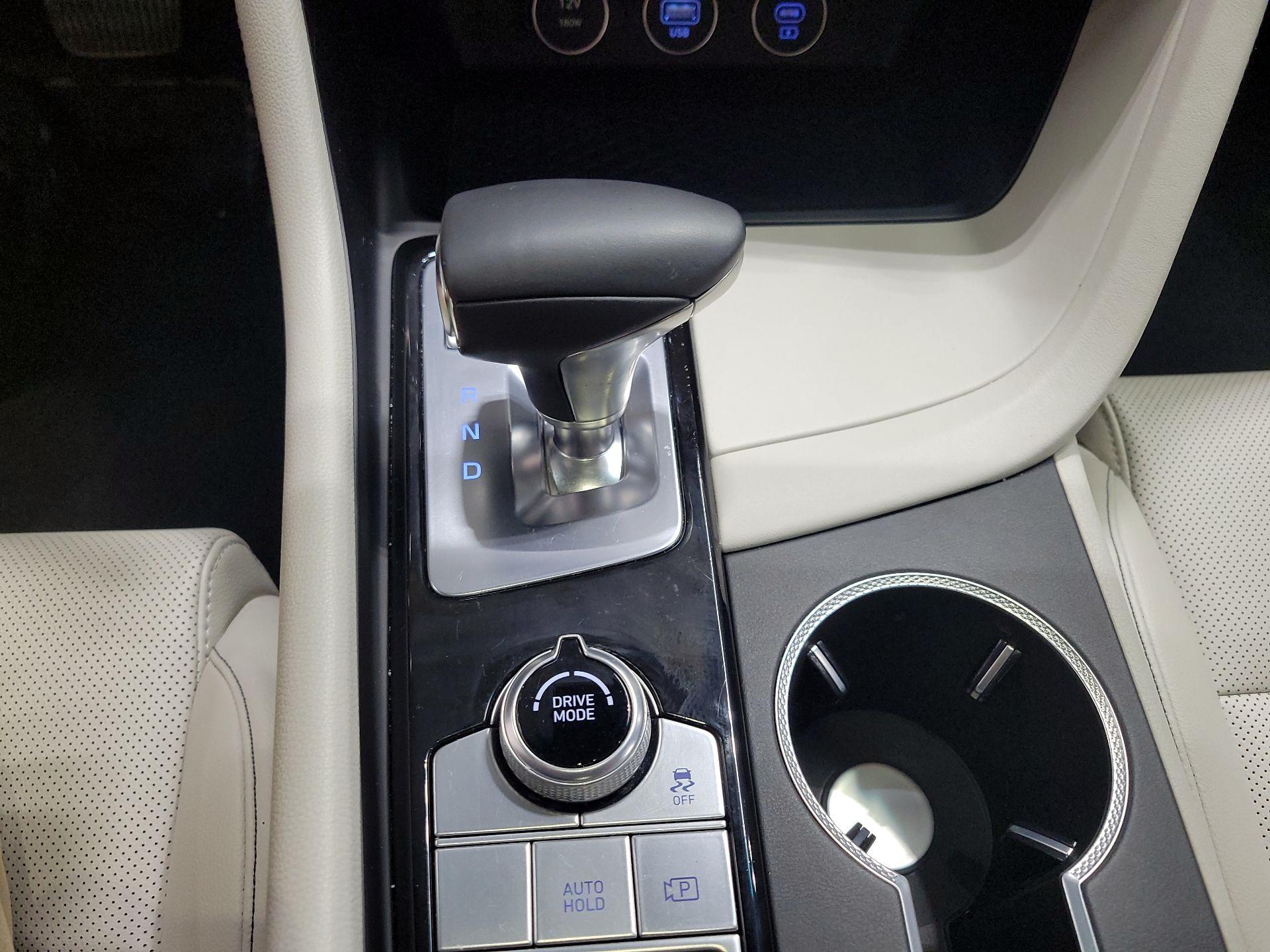 Thumbnail: 2025 Genesis G70 - 18