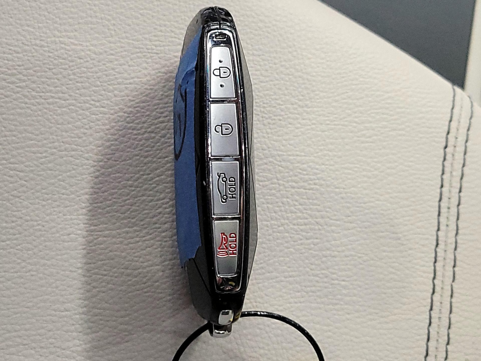 2025 GENESIS G70 Standard - Photo 24