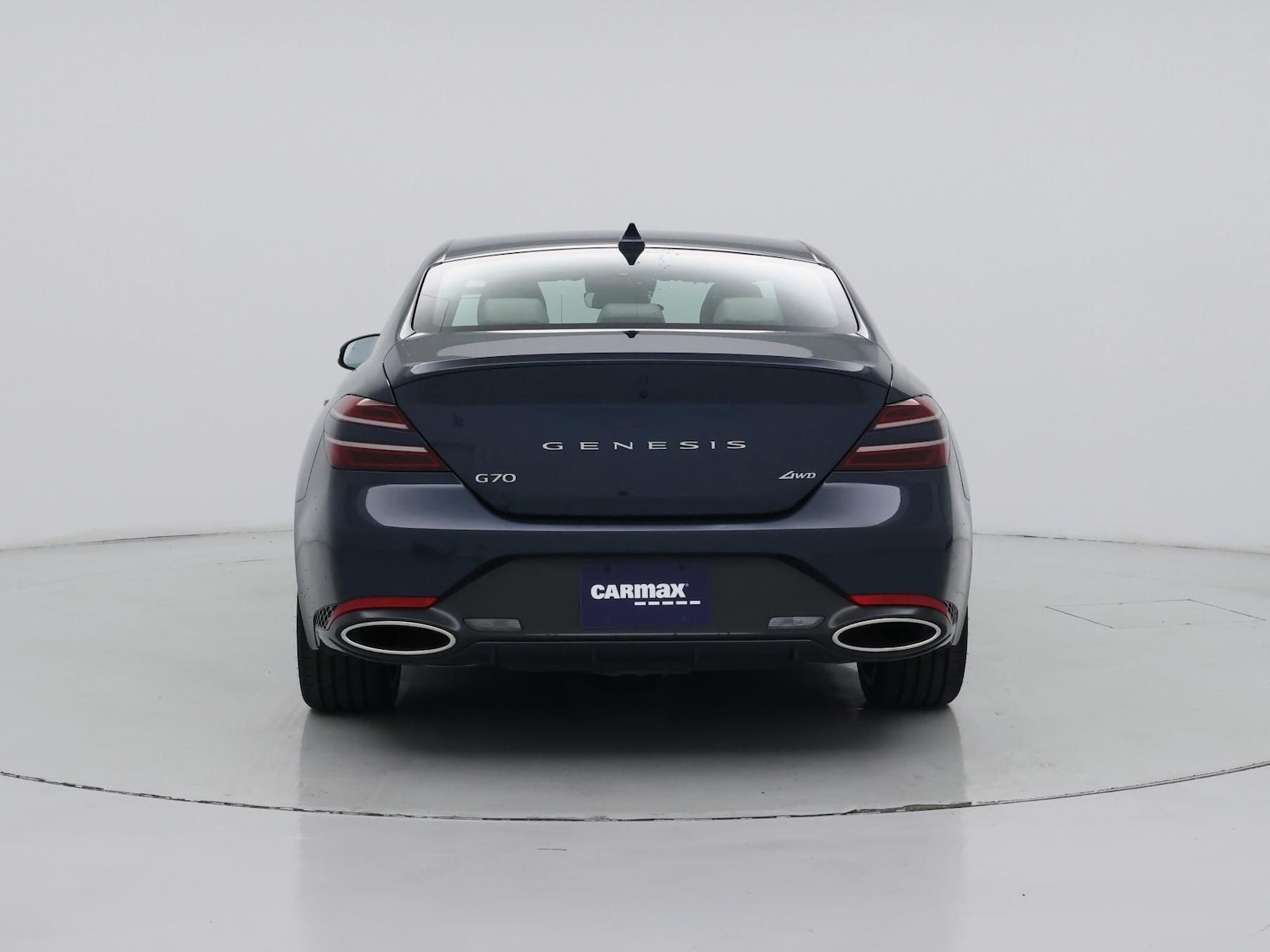2025 GENESIS G70 Standard - Photo 7