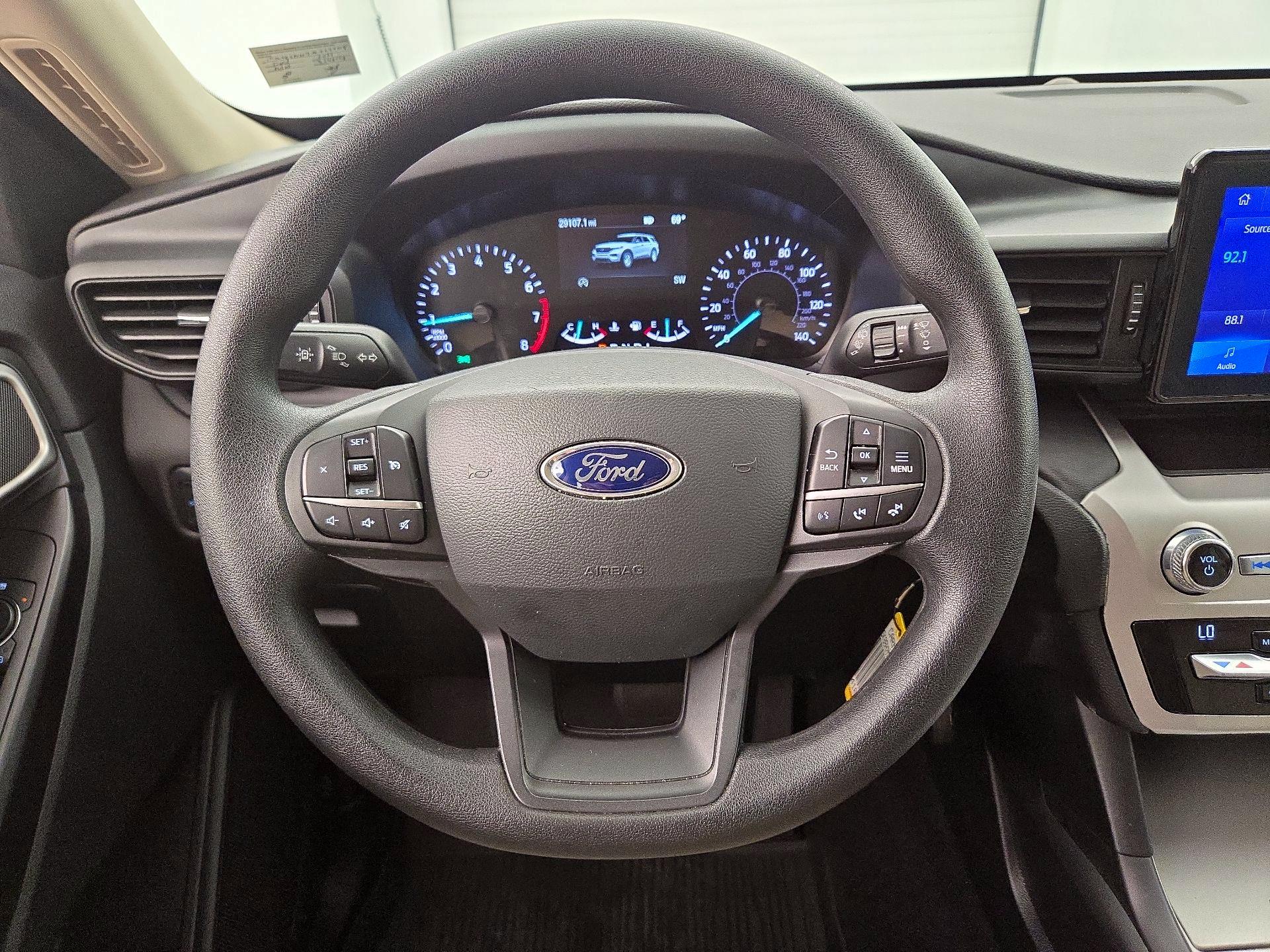 Thumbnail: 2021 Ford Explorer - 10