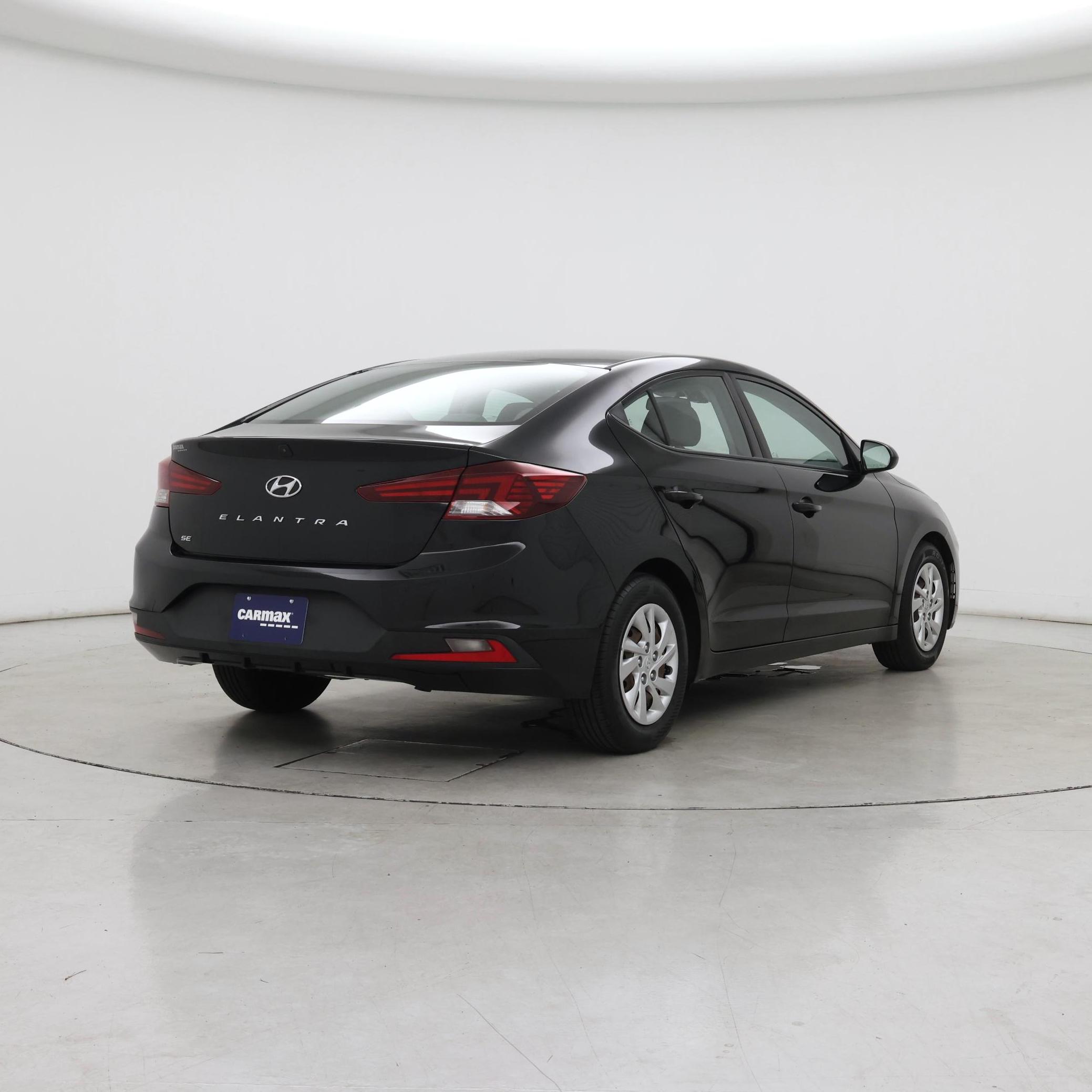 Thumbnail: 2020 Hyundai Elantra - 8