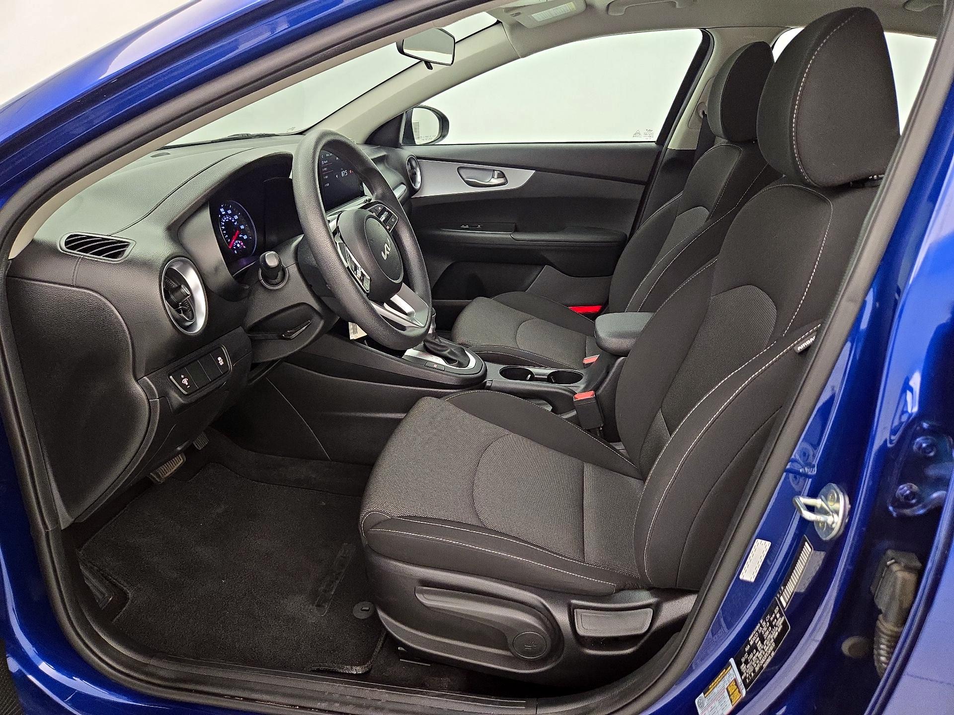 Thumbnail: 2023 Kia Forte - 11
