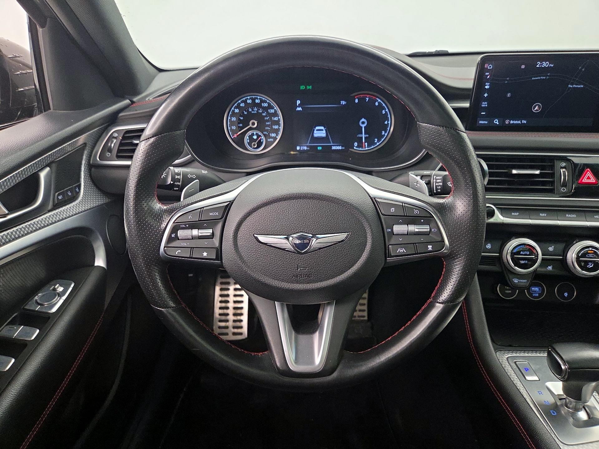 Thumbnail: 2023 Genesis G70 - 10