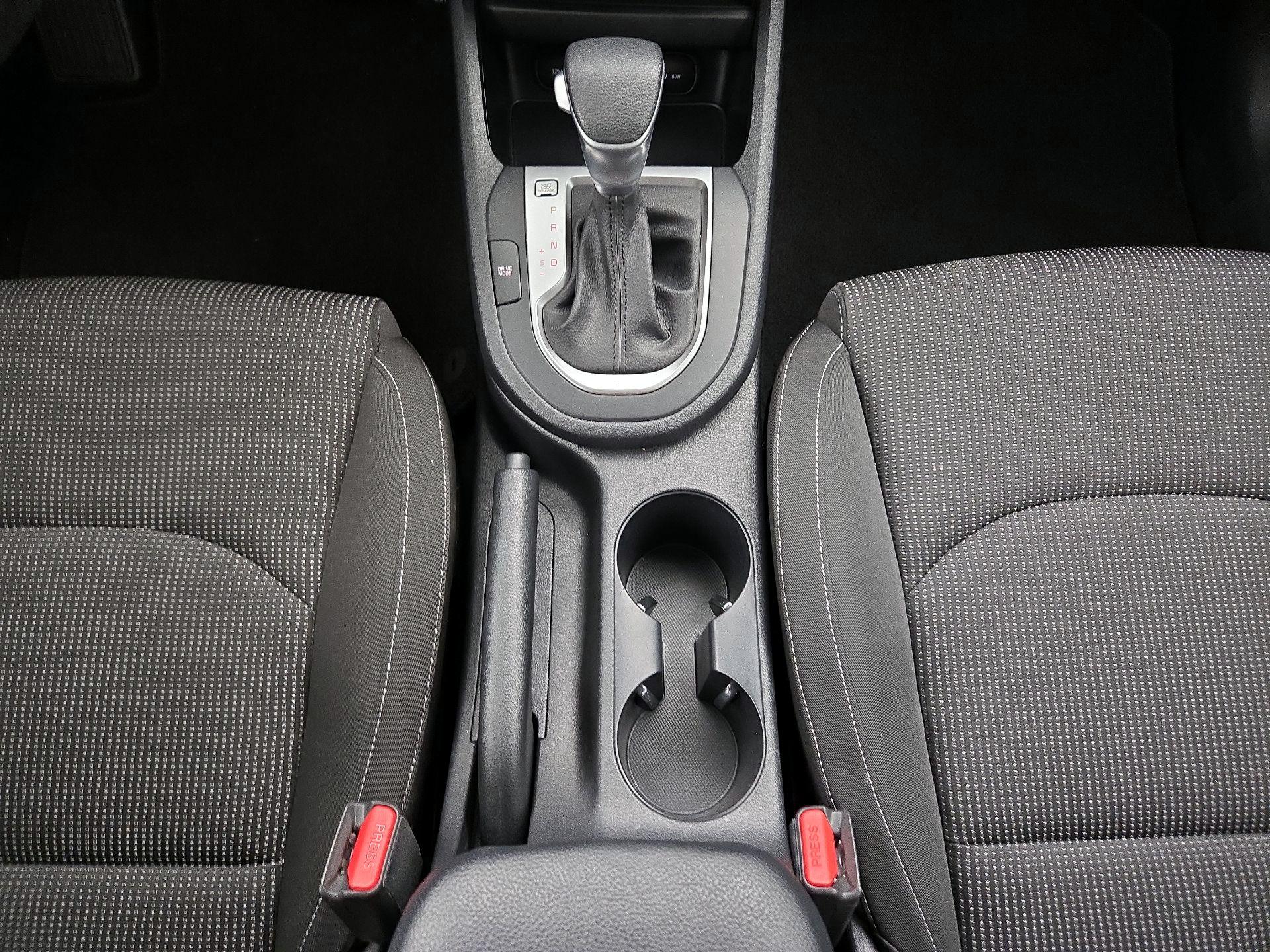 Thumbnail: 2021 Kia Forte - 17