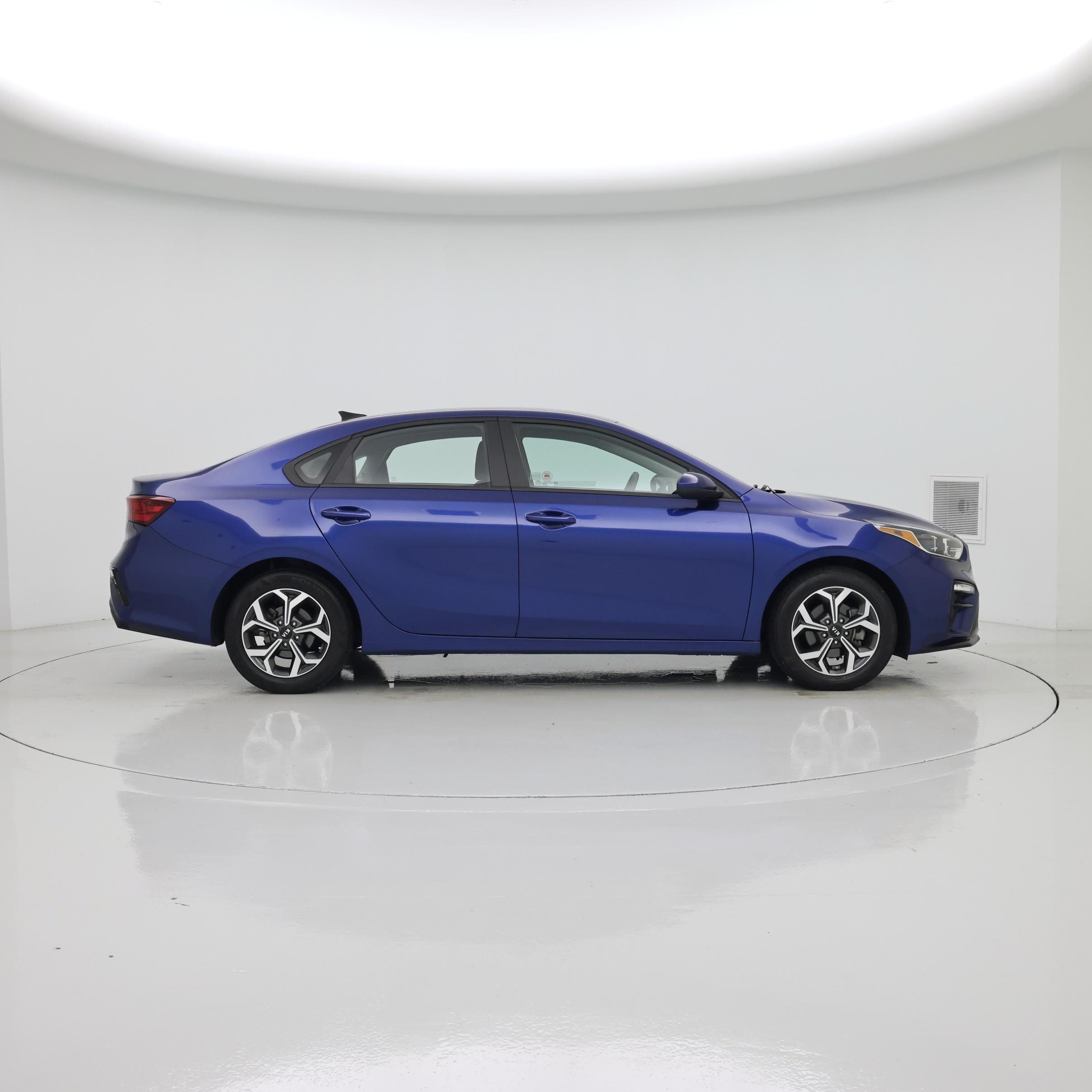 Thumbnail: 2021 Kia Forte - 7