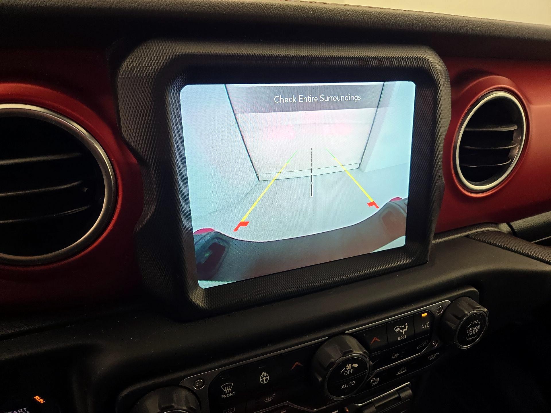 Thumbnail: 2021 Jeep Gladiator - 15