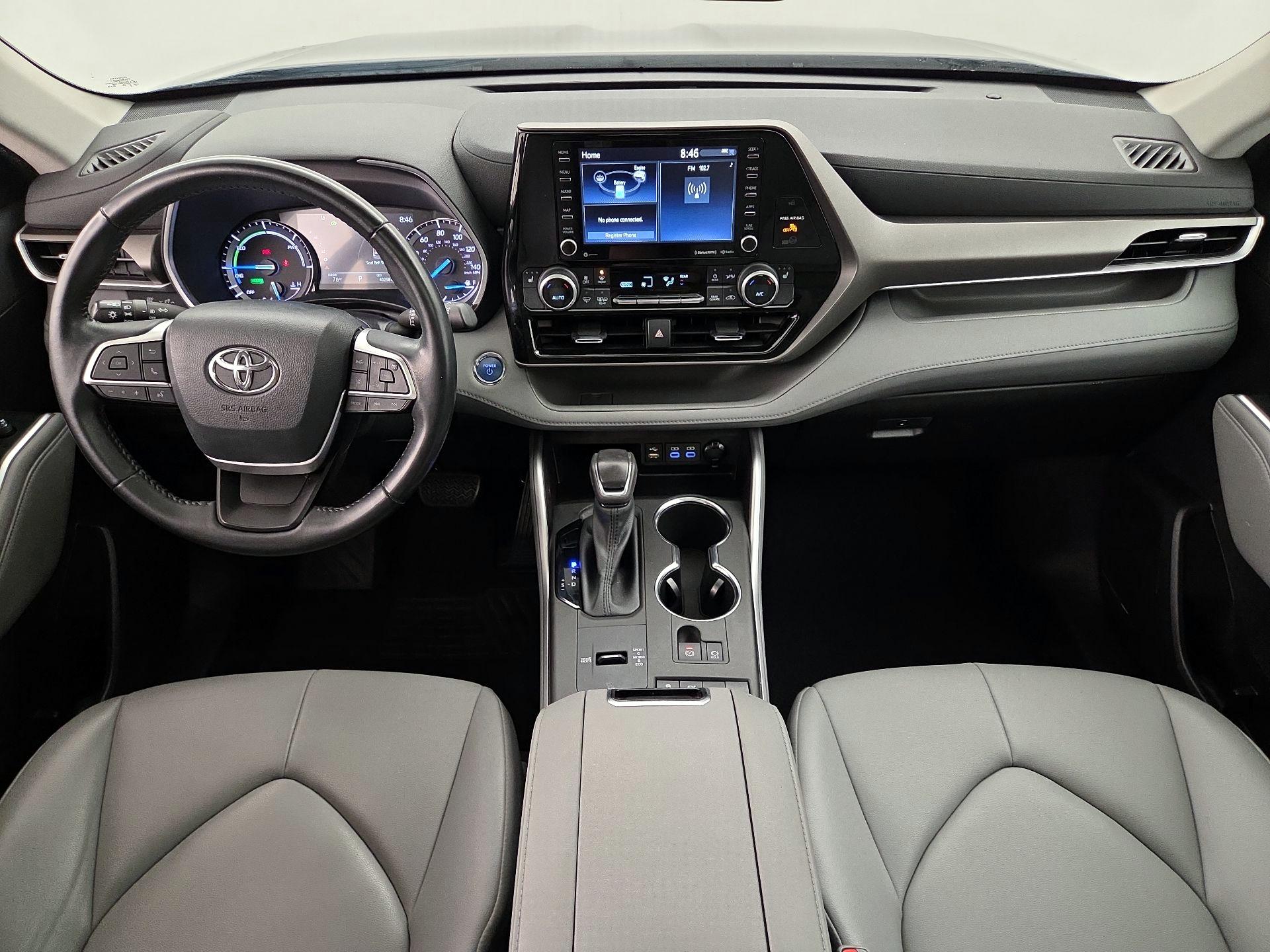 Thumbnail: 2022 Toyota Highlander - 9