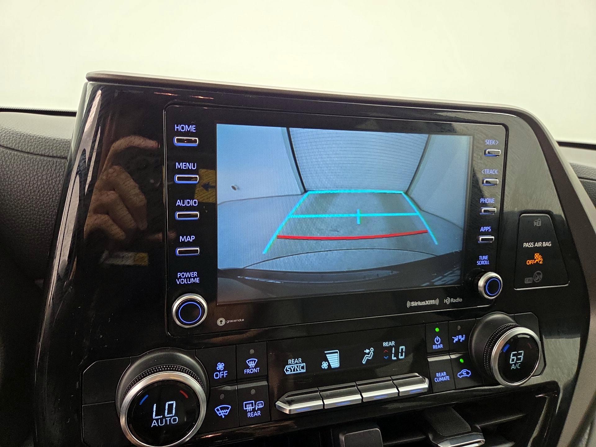 Thumbnail: 2022 Toyota Highlander - 14