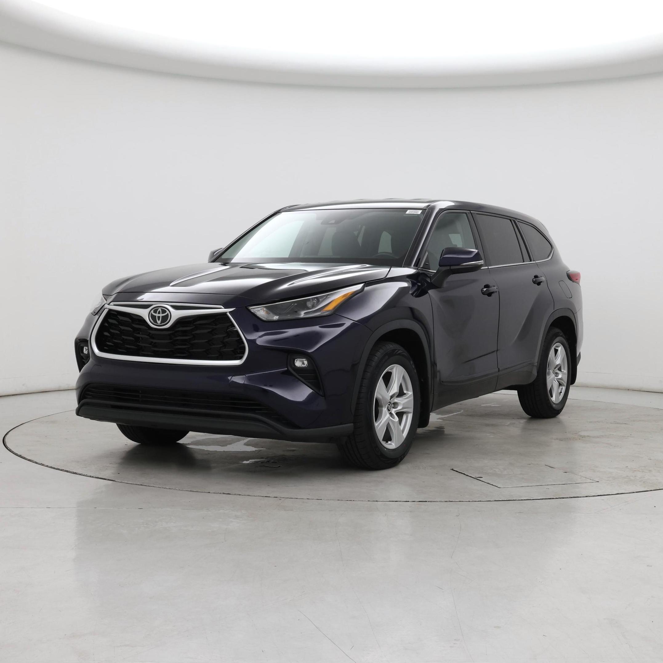 Thumbnail: 2022 Toyota Highlander - 4