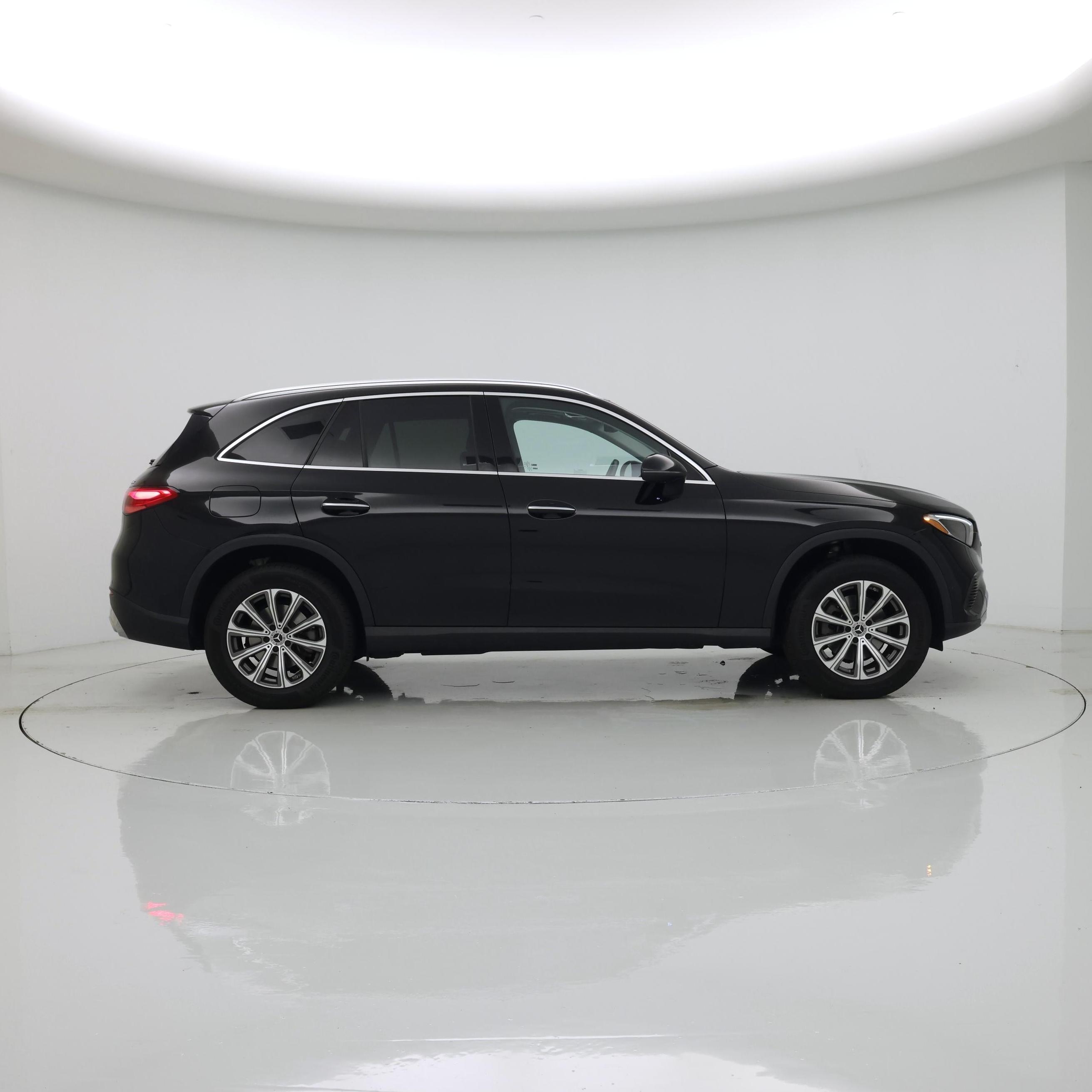 Thumbnail: 2023 Mercedes-Benz GLC - 7