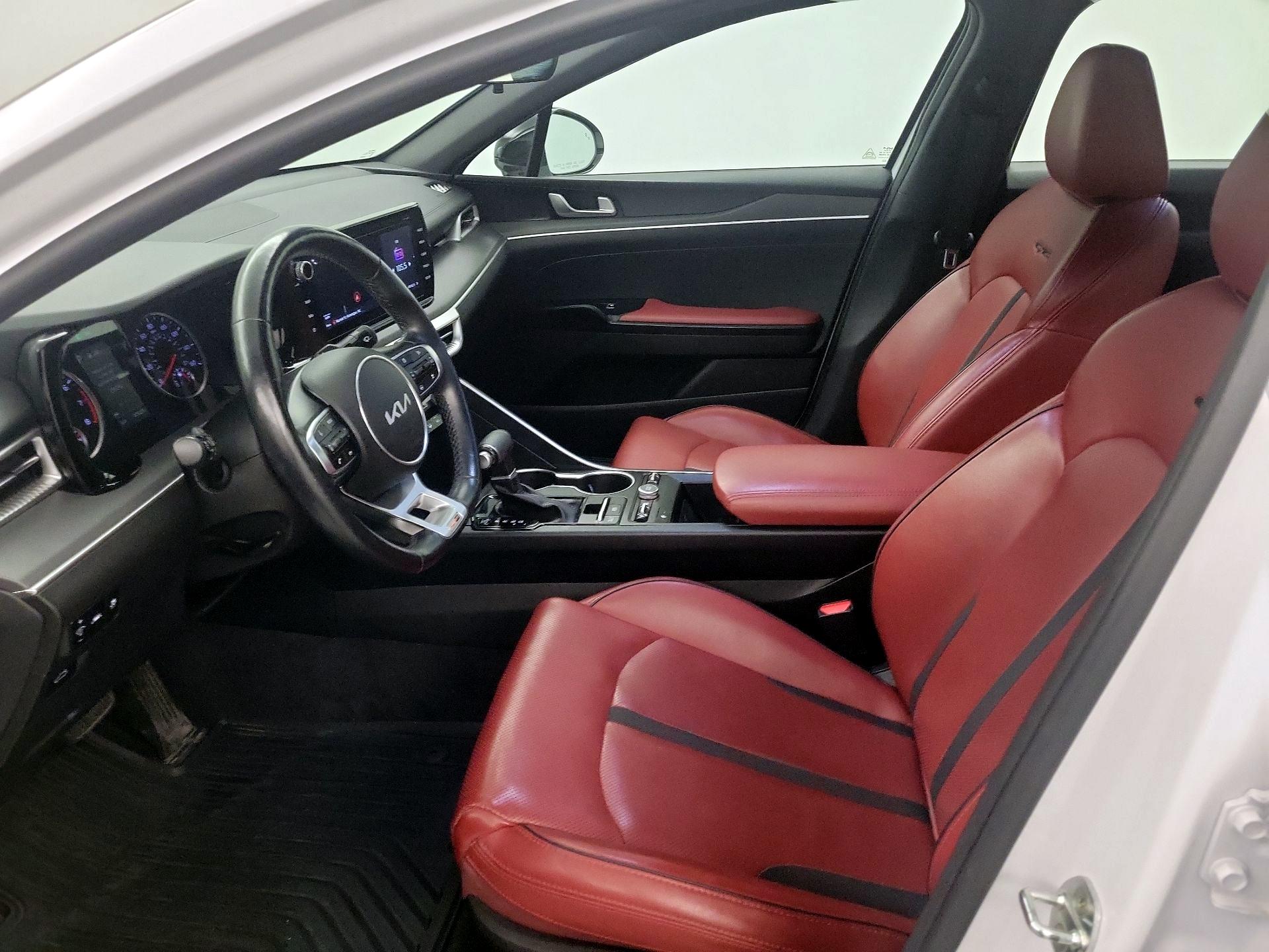 Thumbnail: 2022 Kia K5 - 11