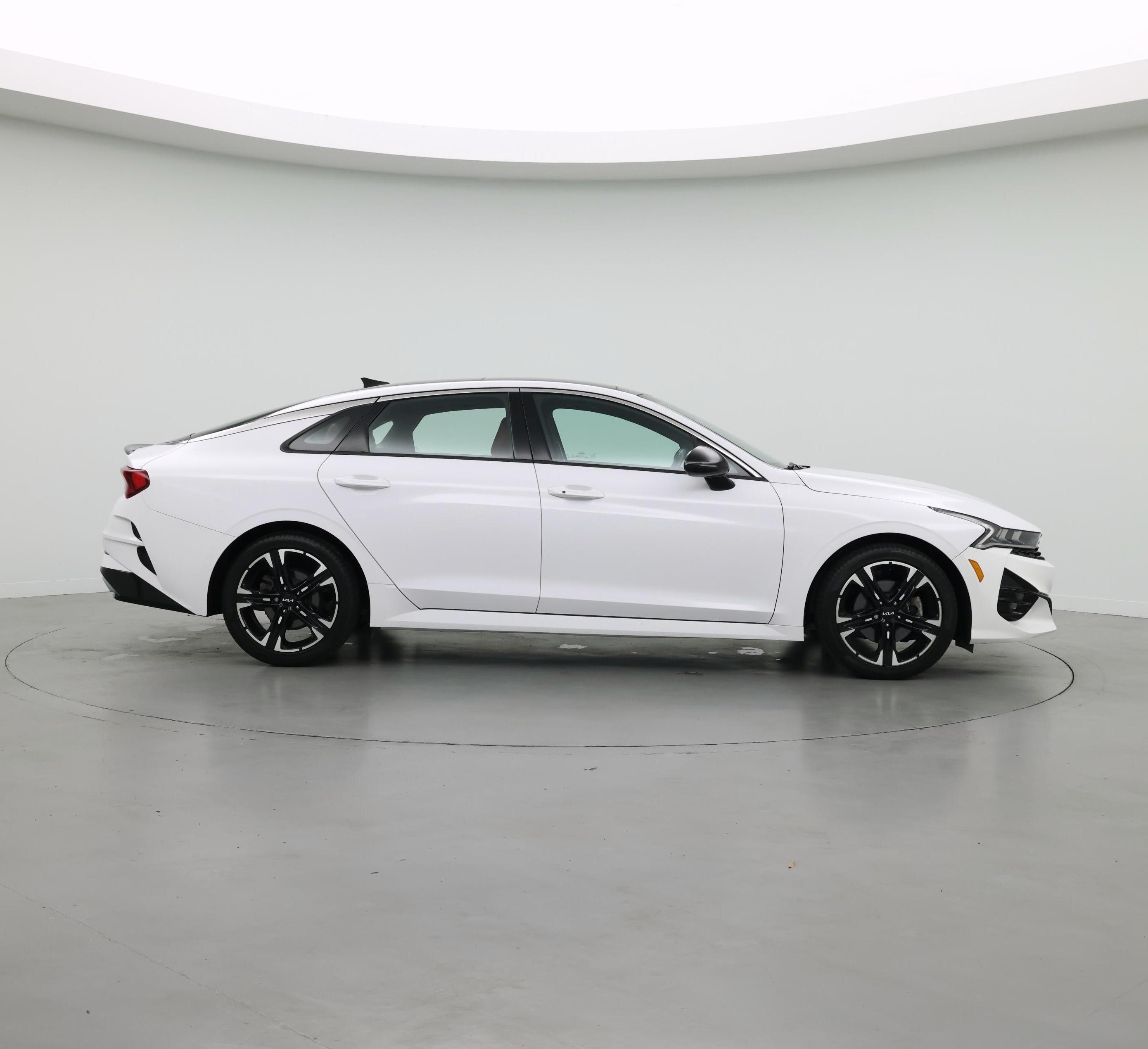 Thumbnail: 2022 Kia K5 - 7