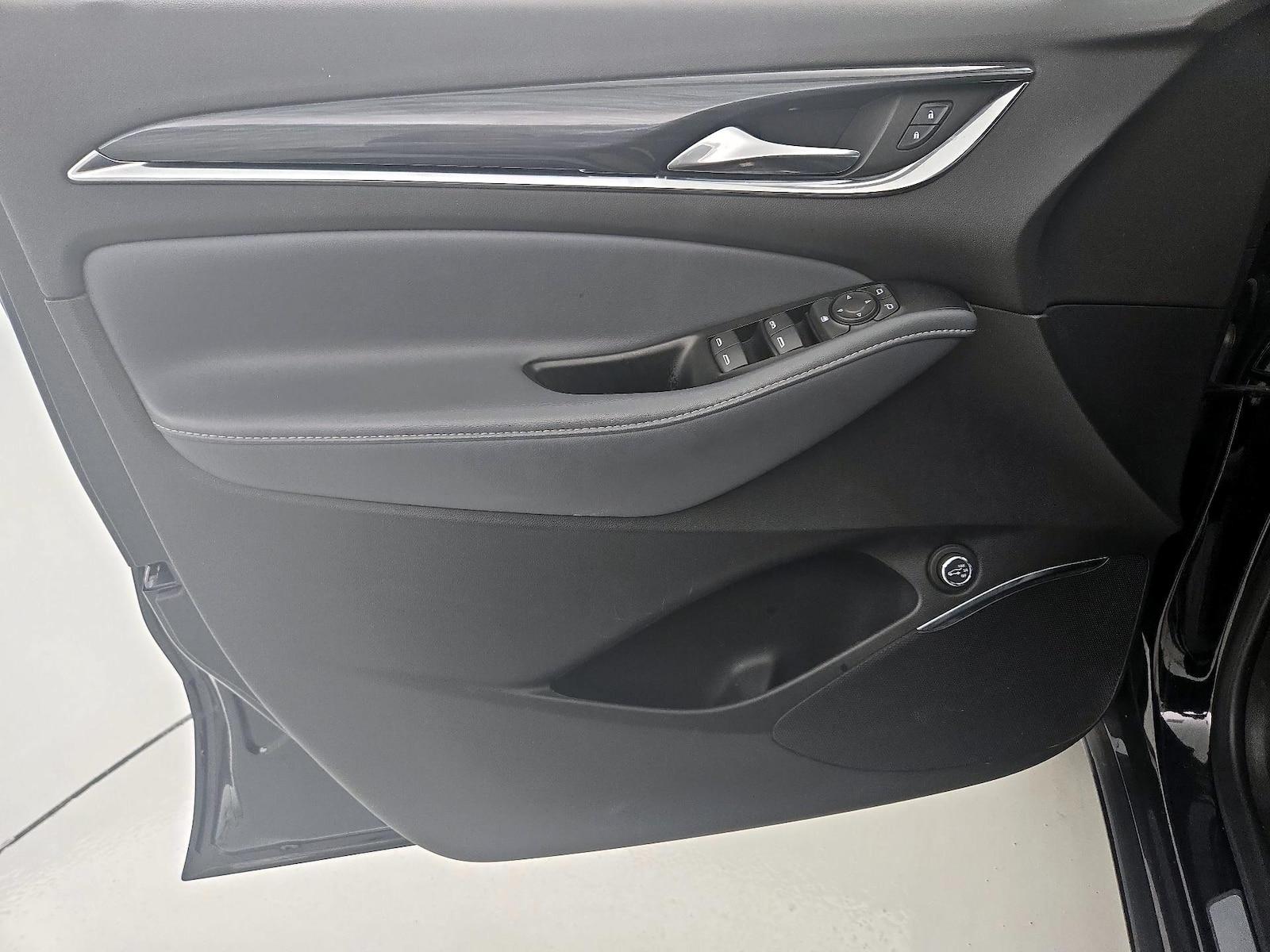 2023 Buick Enclave Essence - Photo 13