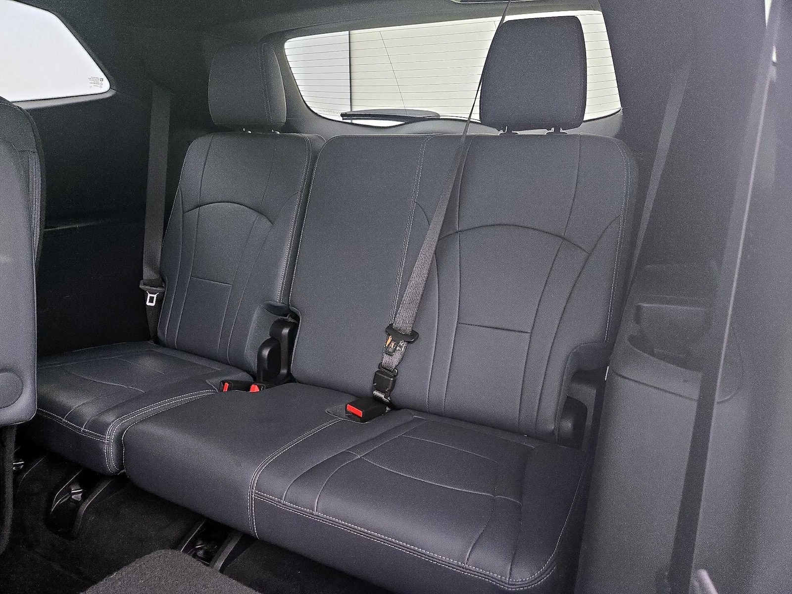 2023 Buick Enclave Essence - Photo 22