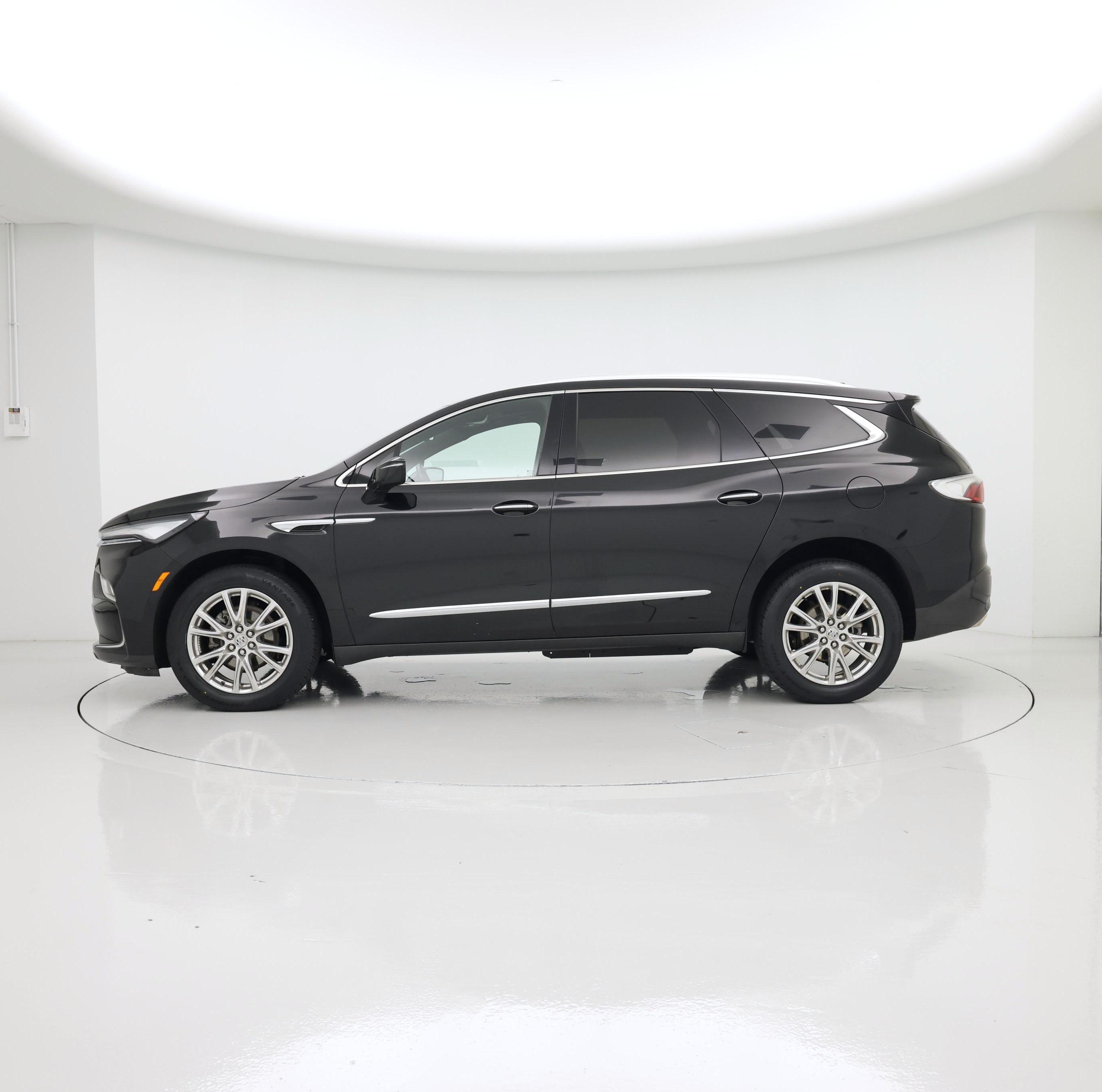 Thumbnail: 2023 Buick Enclave - 3