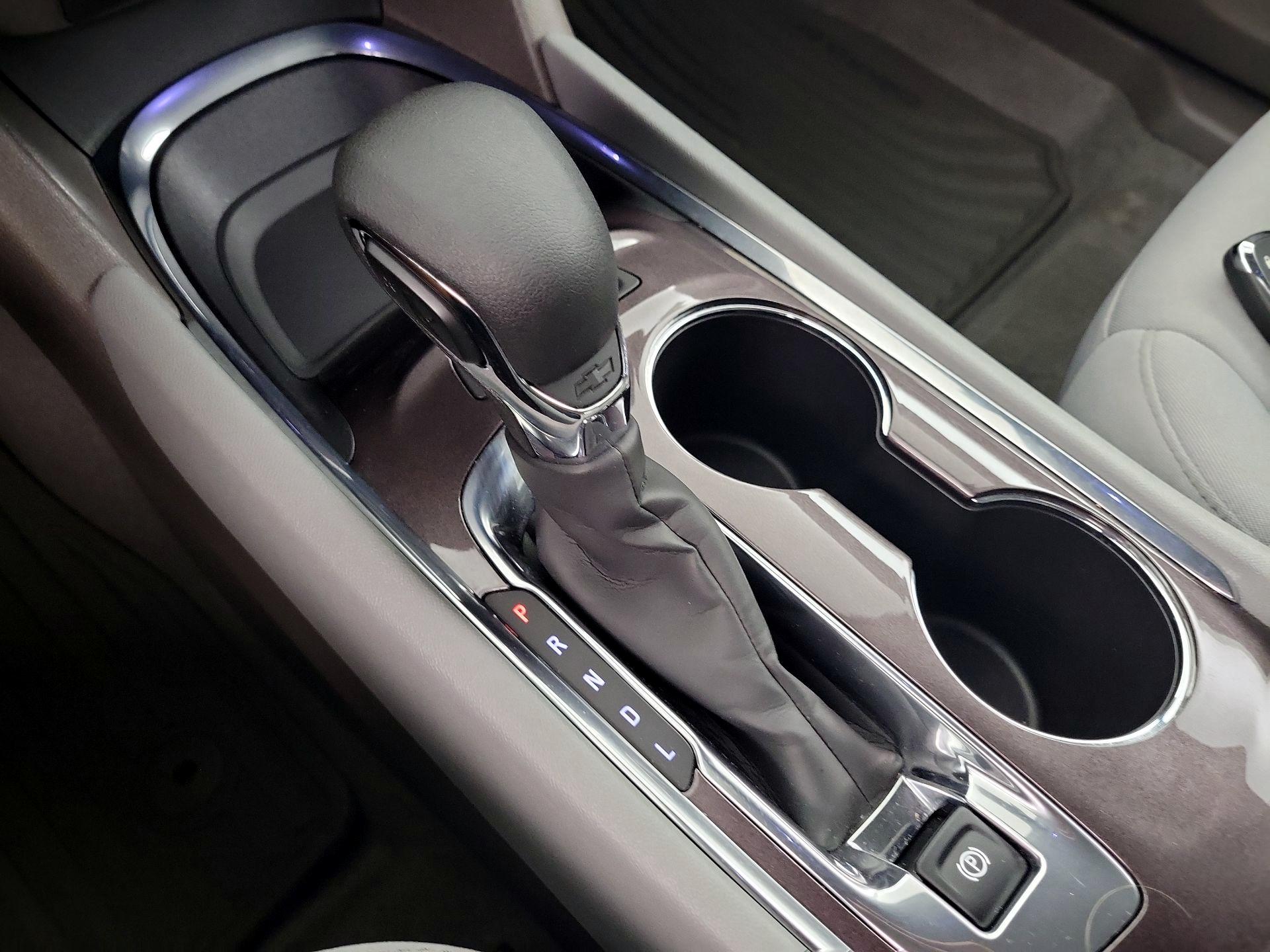 Thumbnail: 2023 Chevrolet Malibu - 15