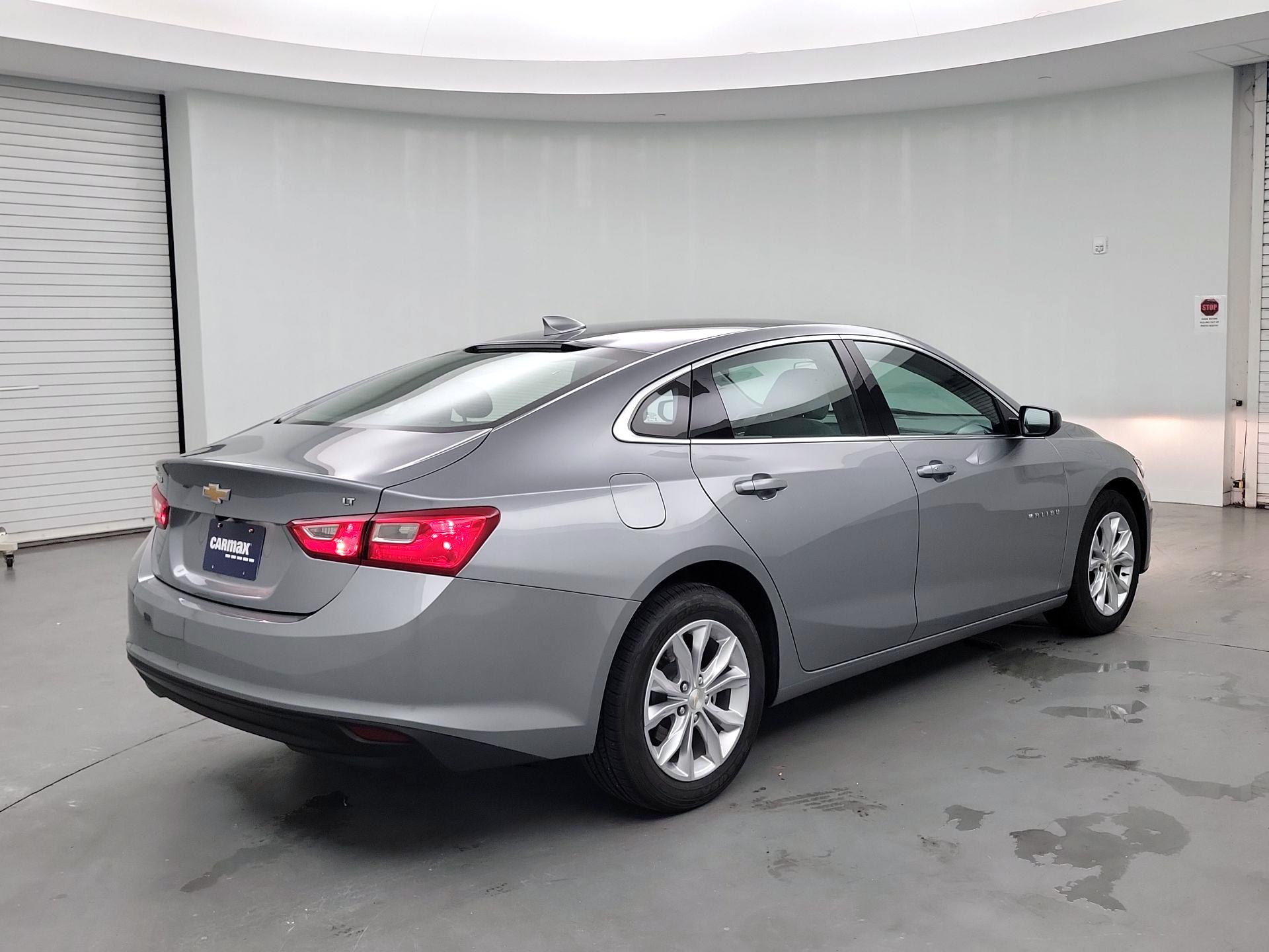 Thumbnail: 2023 Chevrolet Malibu - 5