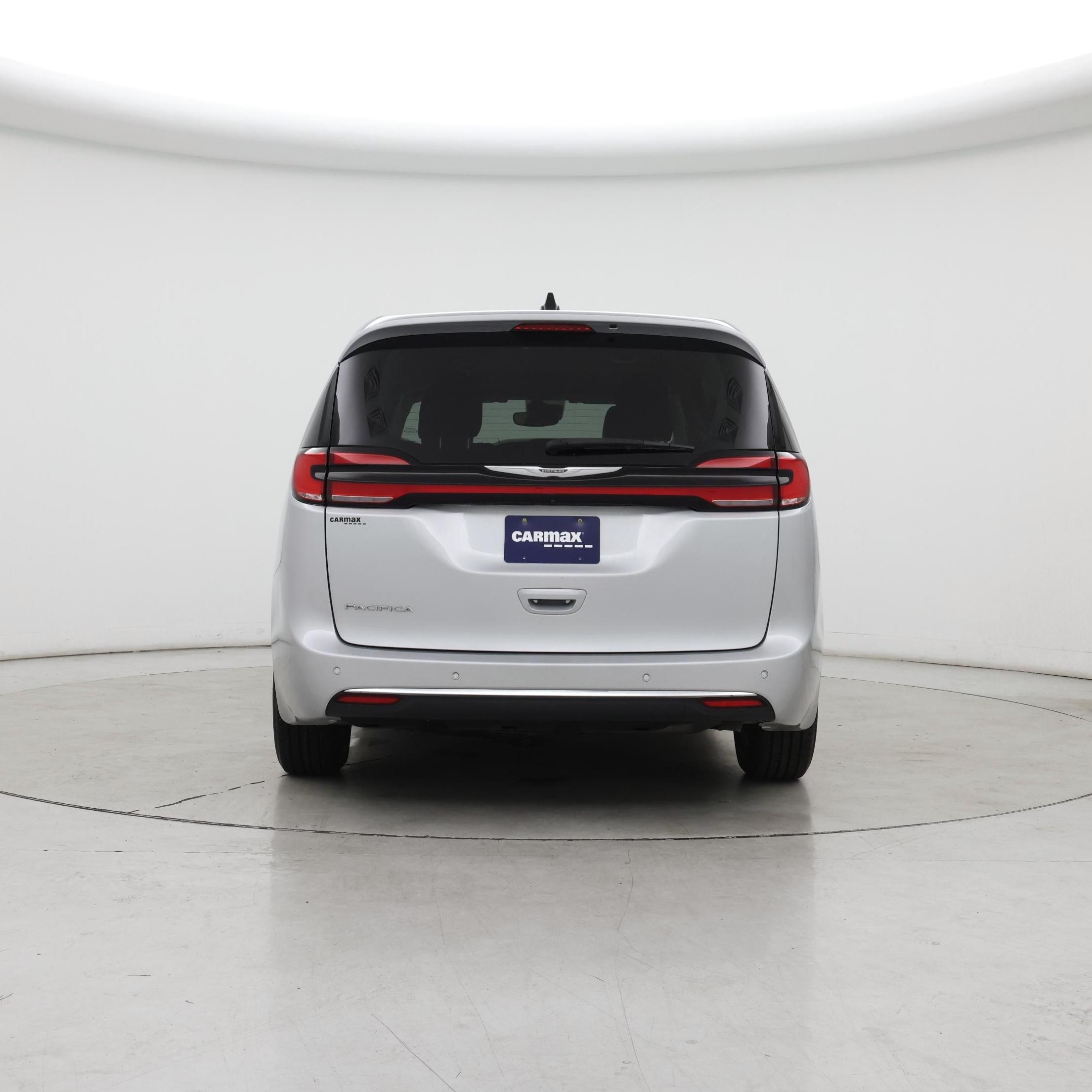 Thumbnail: 2023 Chrysler Pacifica - 6